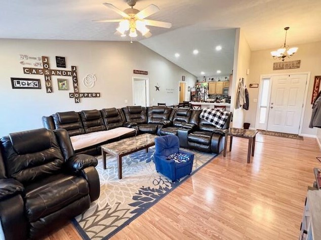 1410 Woodside Dr, Wilmington, OH 45177-1168
