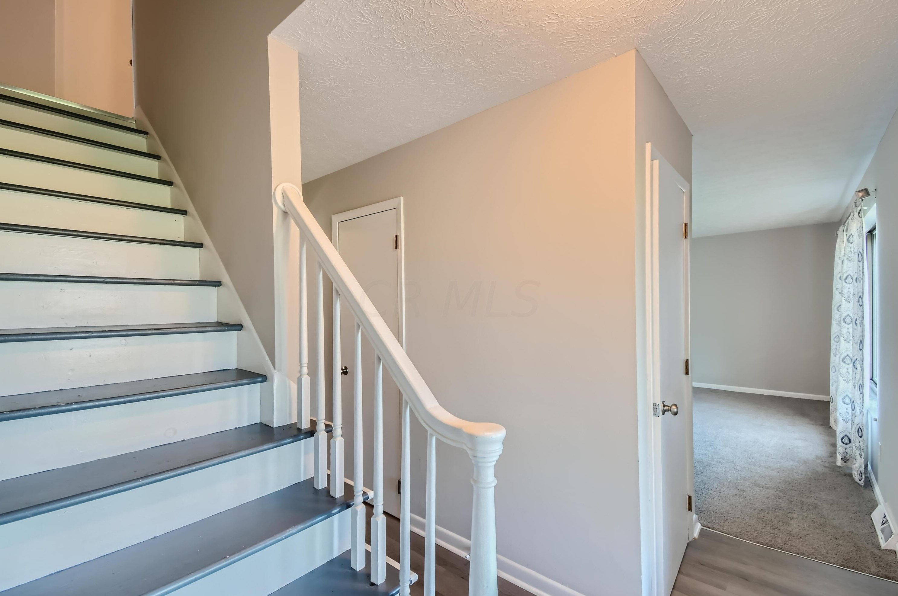 35 Busey Rd, Cnl Wnchstr OH  43110-9703 exterior