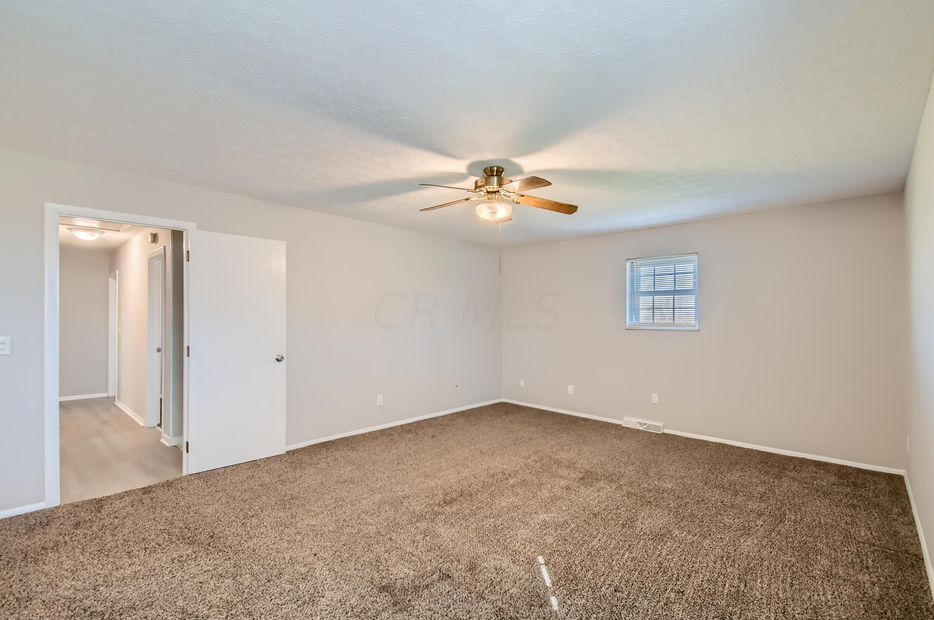 35 Busey Rd, Cnl Wnchstr OH  43110-9703 exterior