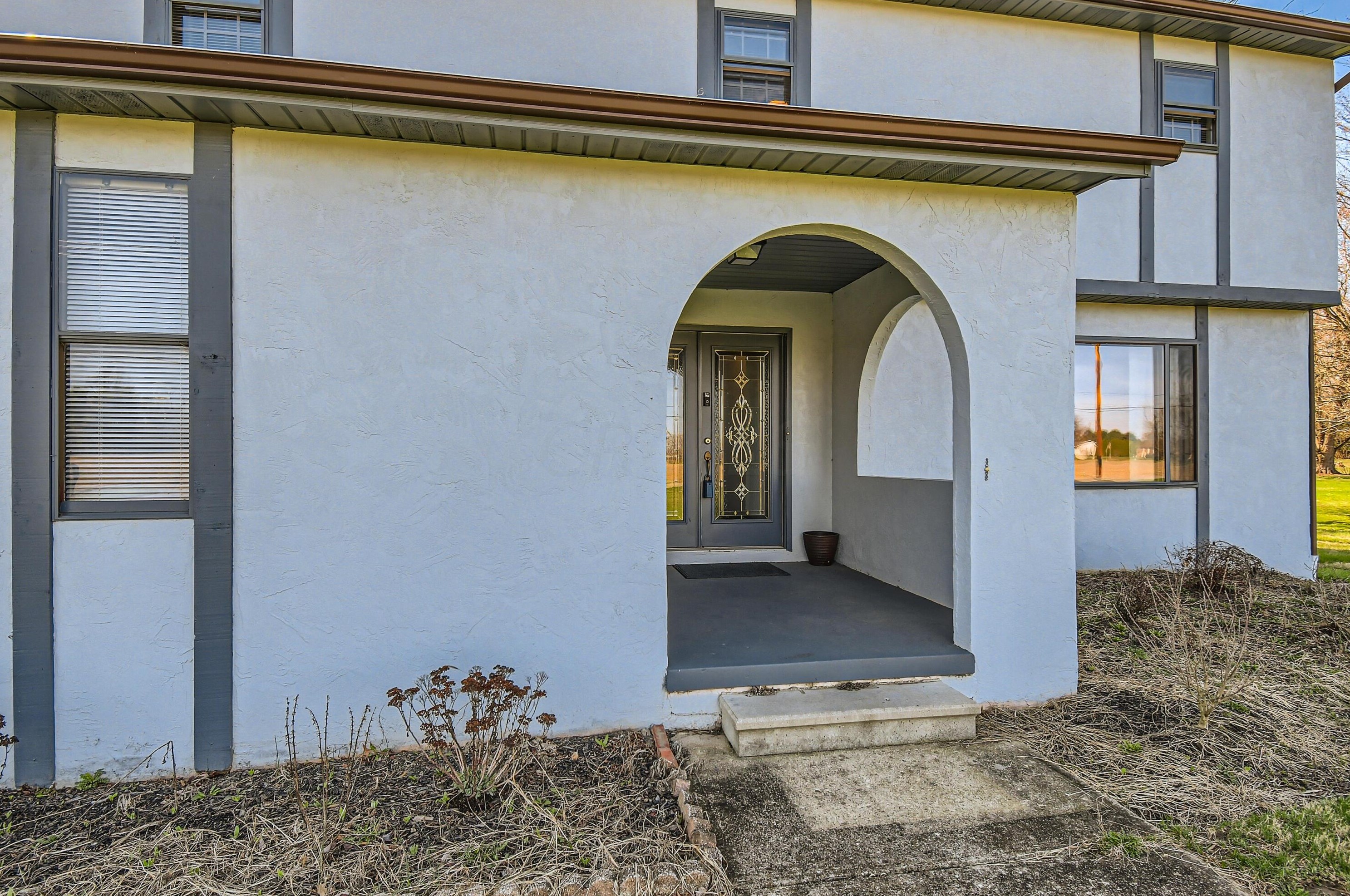 35 Busey Rd, Cnl Wnchstr OH  43110-9703 exterior