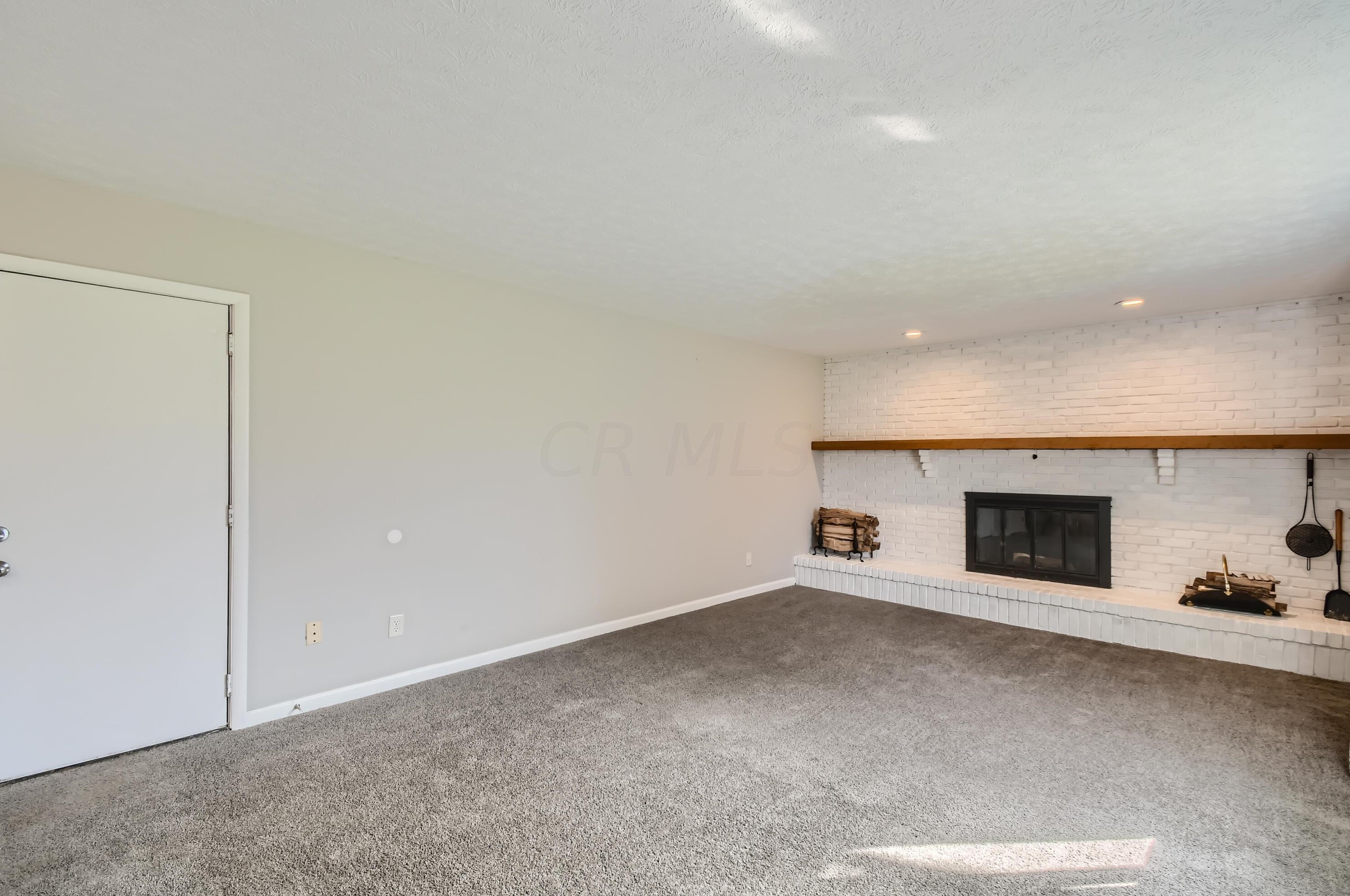 35 Busey Rd, Cnl Wnchstr OH  43110-9703 exterior