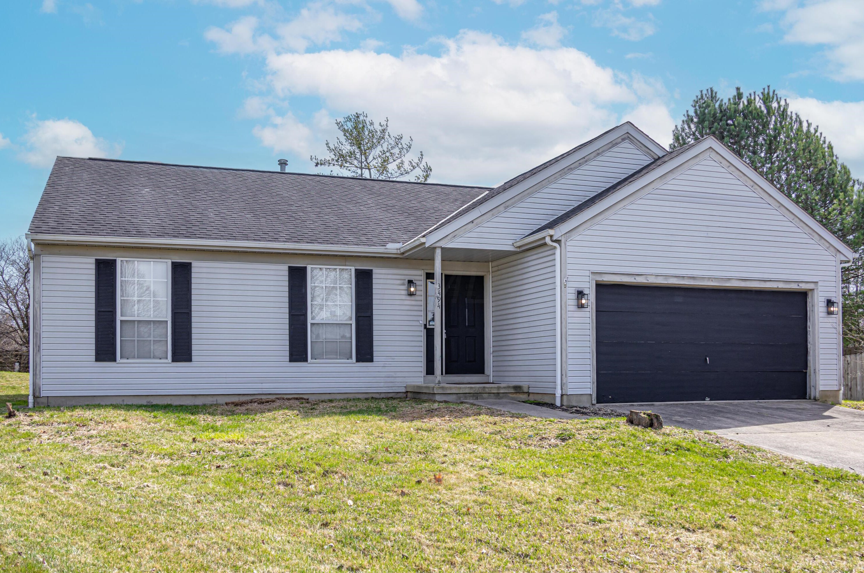 3494 Makady Ct, Cnl Wnchstr, OH 43110-9326