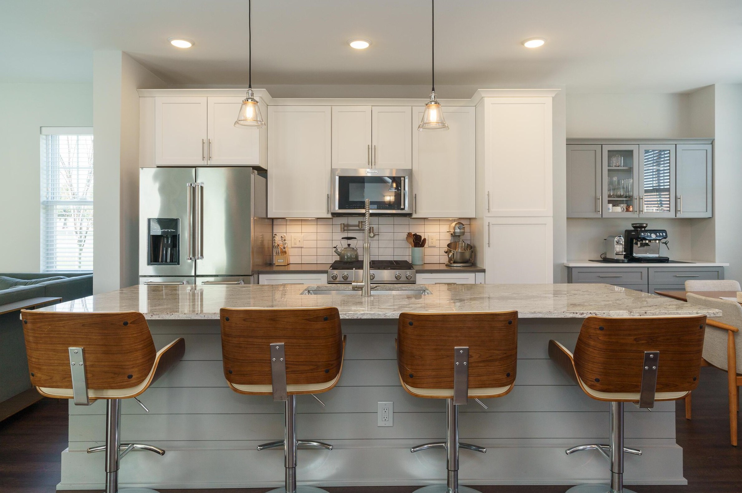 1533 Ida Ave, Columbus OH  43212 exterior