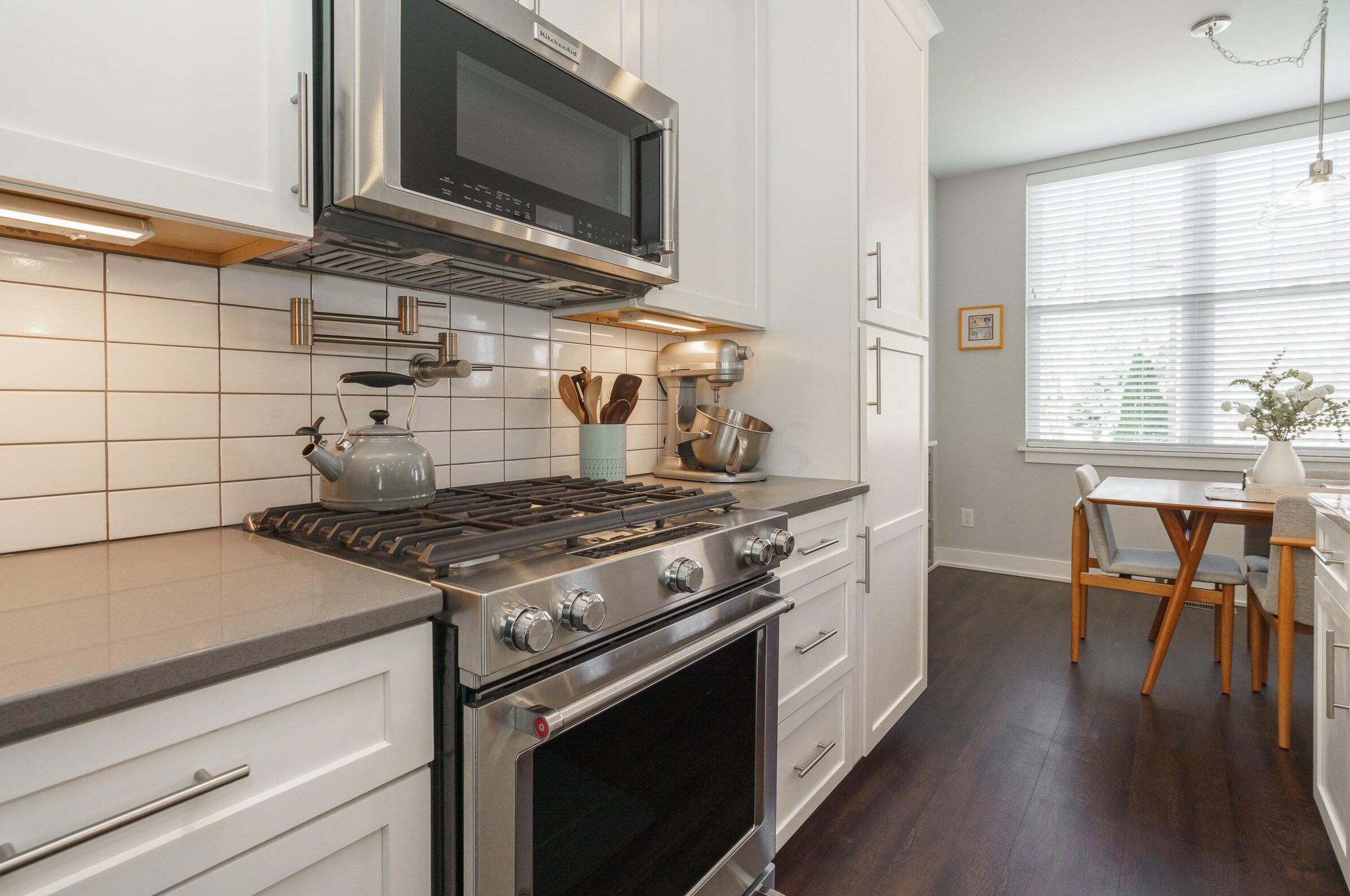 1533 Ida Ave, Columbus OH  43212 exterior