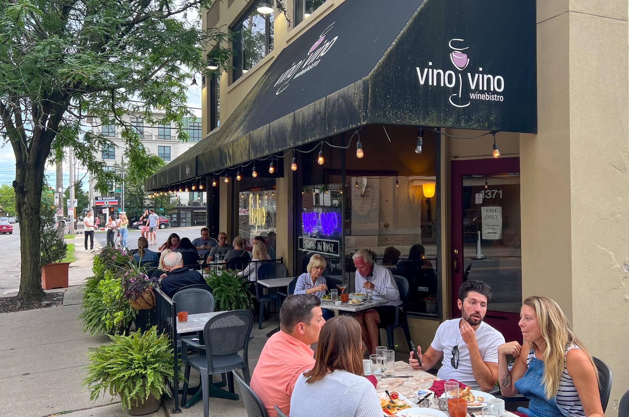 1533 Ida Ave, Columbus OH  43212 exterior