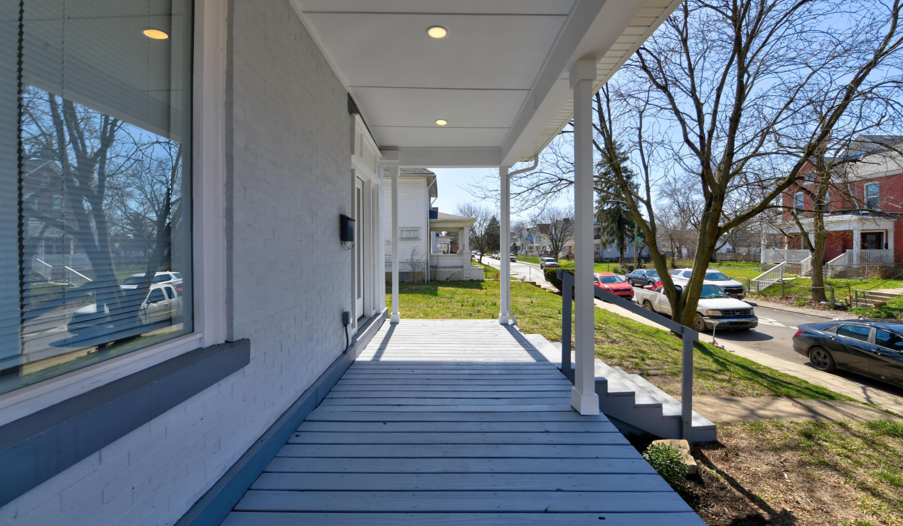 166 Midland Ave, Columbus OH  43223-1065 exterior