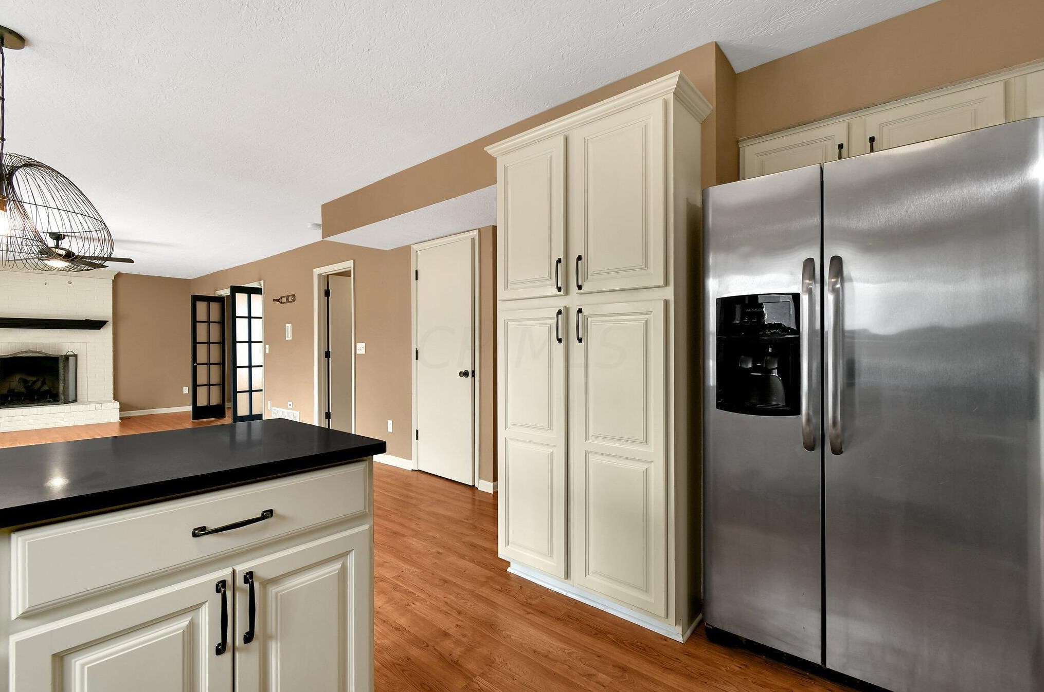 5581 Swingley Dr, Columbus OH  43230-6308 exterior