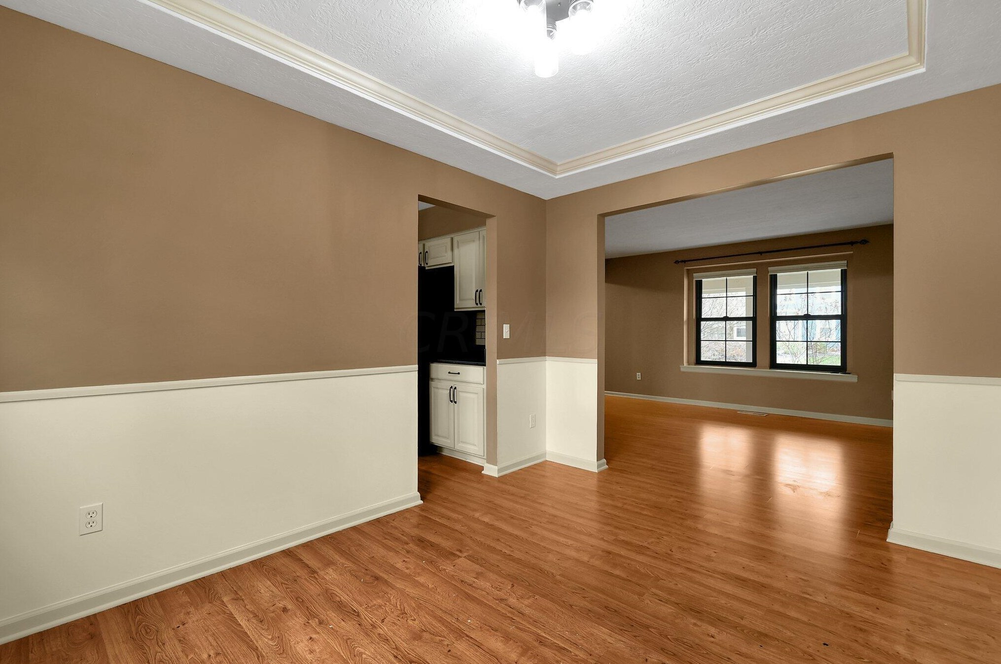 5581 Swingley Dr, Columbus OH  43230-6308 exterior