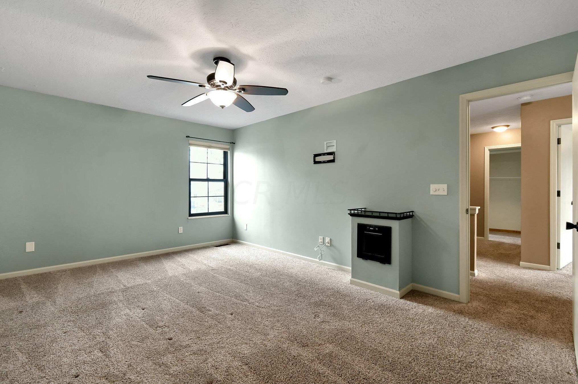 5581 Swingley Dr, Columbus OH  43230-6308 exterior