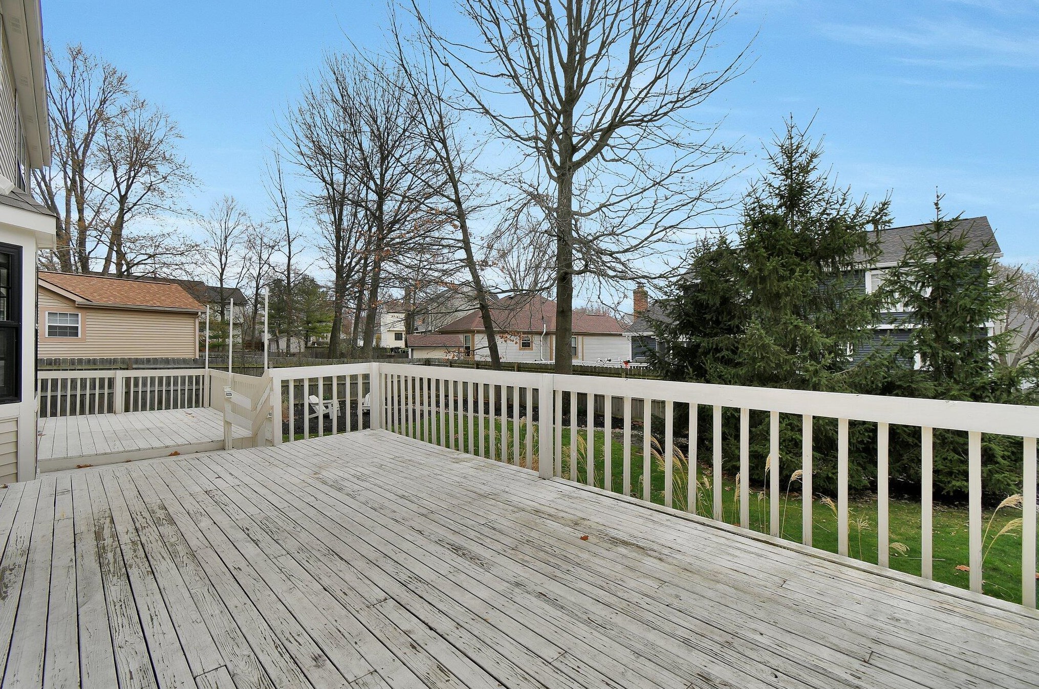 5581 Swingley Dr, Columbus OH  43230-6308 exterior