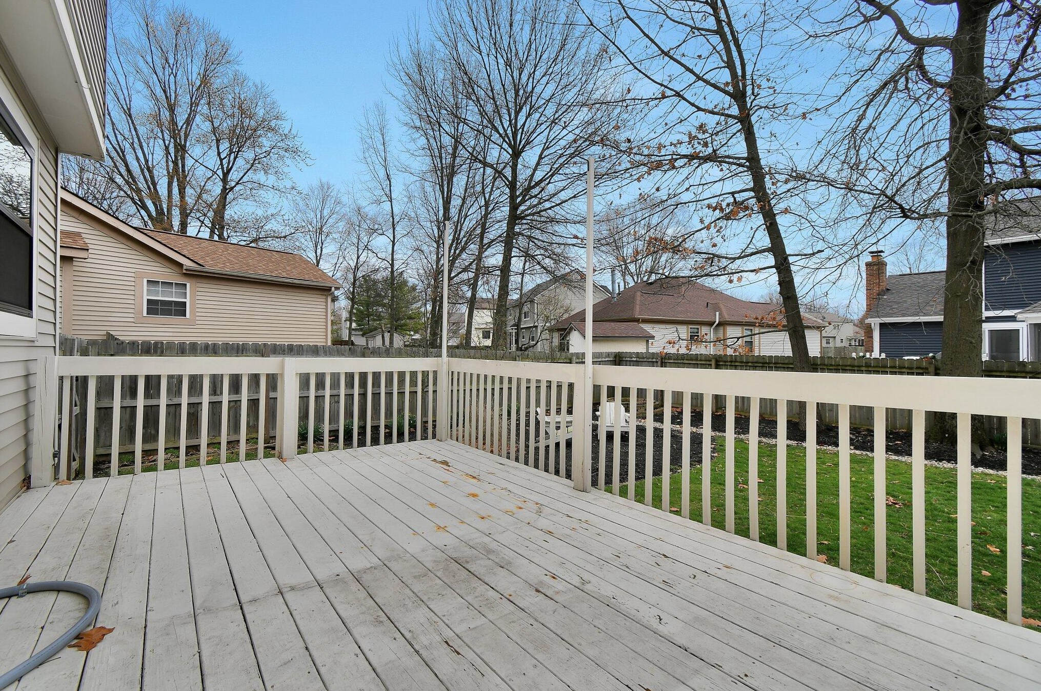 5581 Swingley Dr, Columbus OH  43230-6308 exterior