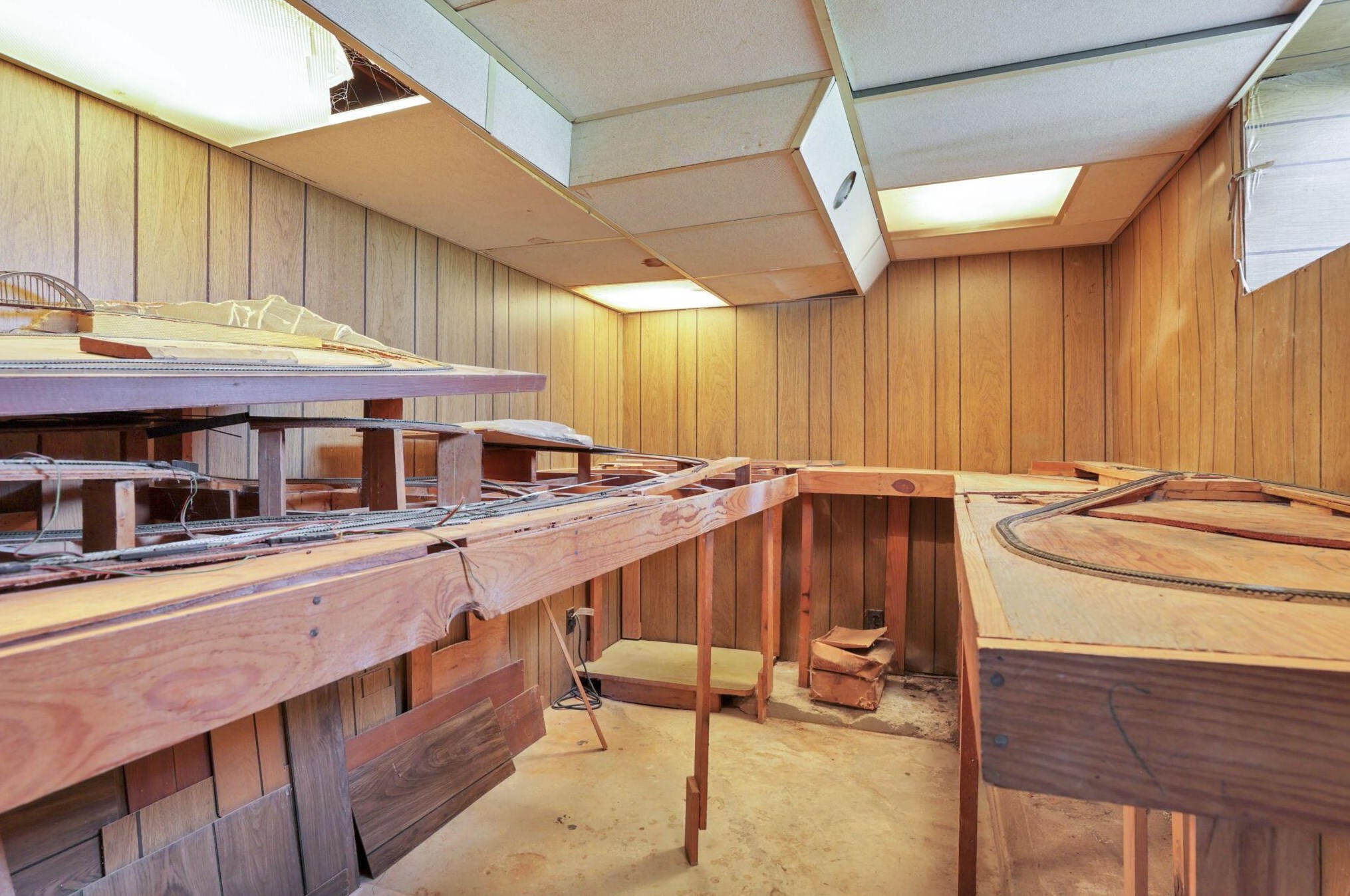 4001 National Rd, Hebron OH  43025-9547 exterior