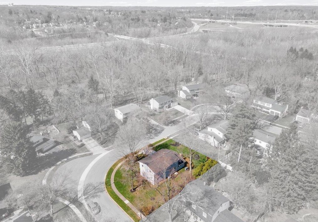6870 Haymore Ave W, Sharon Township, OH 43085