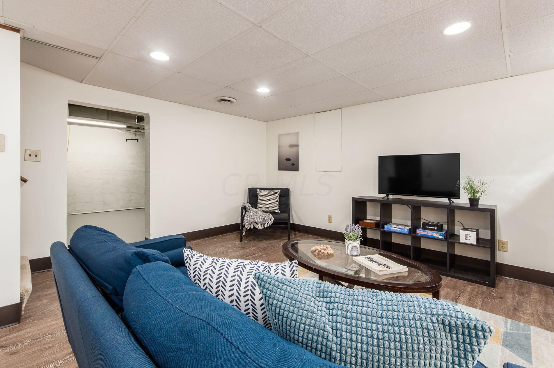 1858 Glenn Ave, Columbus OH 43212-1114 exterior