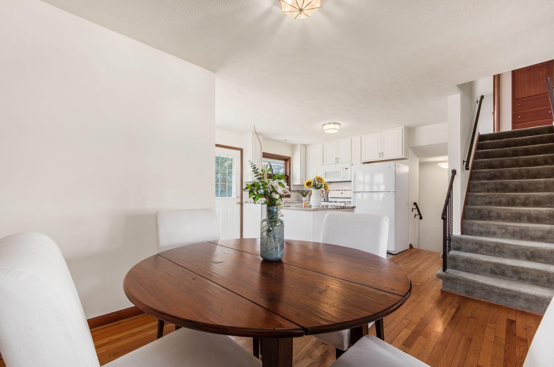 1858 Glenn Ave, Columbus OH 43212-1114 exterior