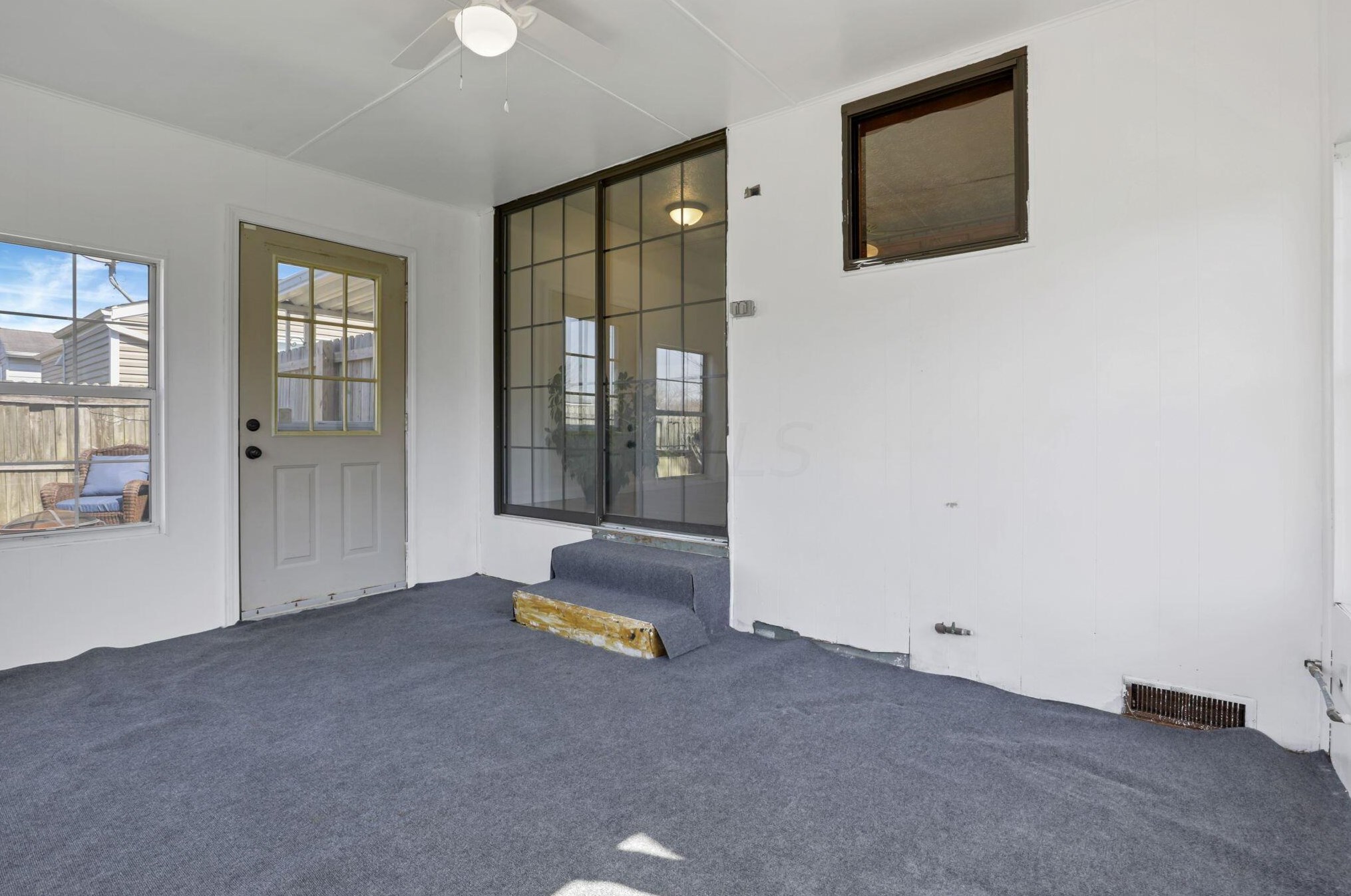 1791 Holw Run Dr, Columbus OH 43223-3413 exterior