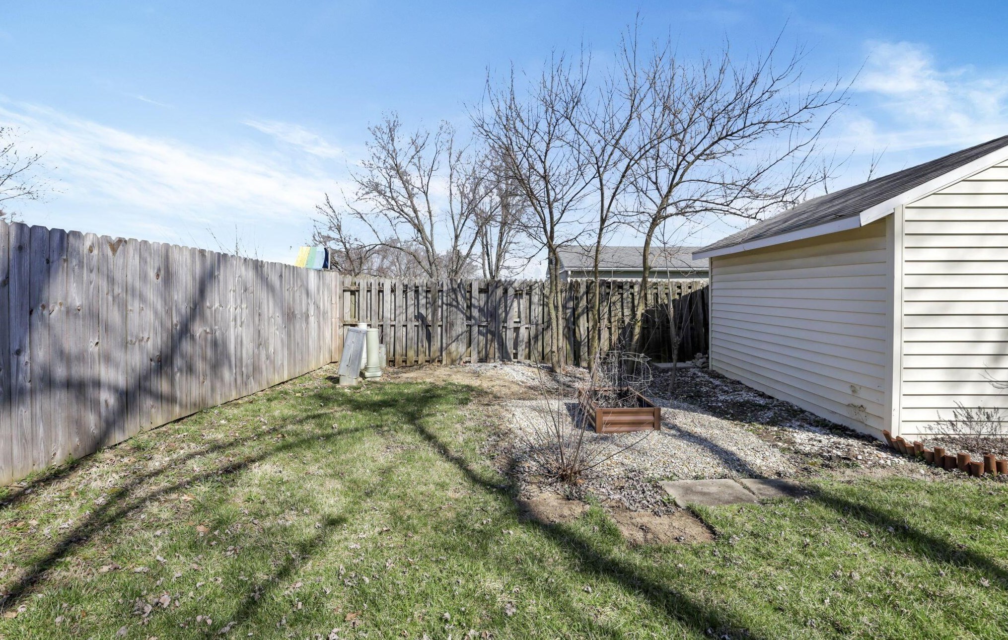 1791 Holw Run Dr, Columbus OH 43223-3413 exterior