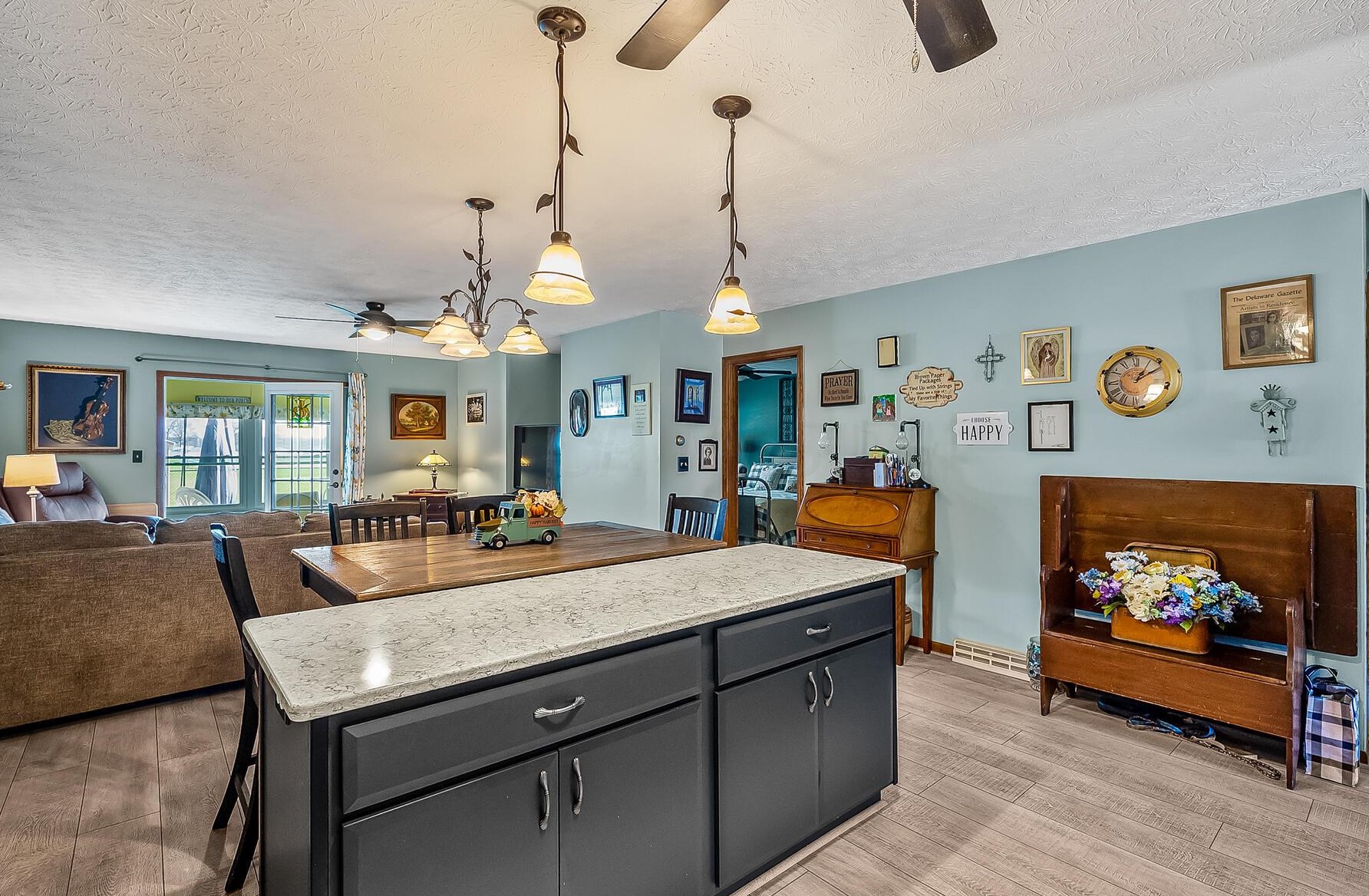 580 Executive Blvd, Delaware OH  43015-1159 exterior