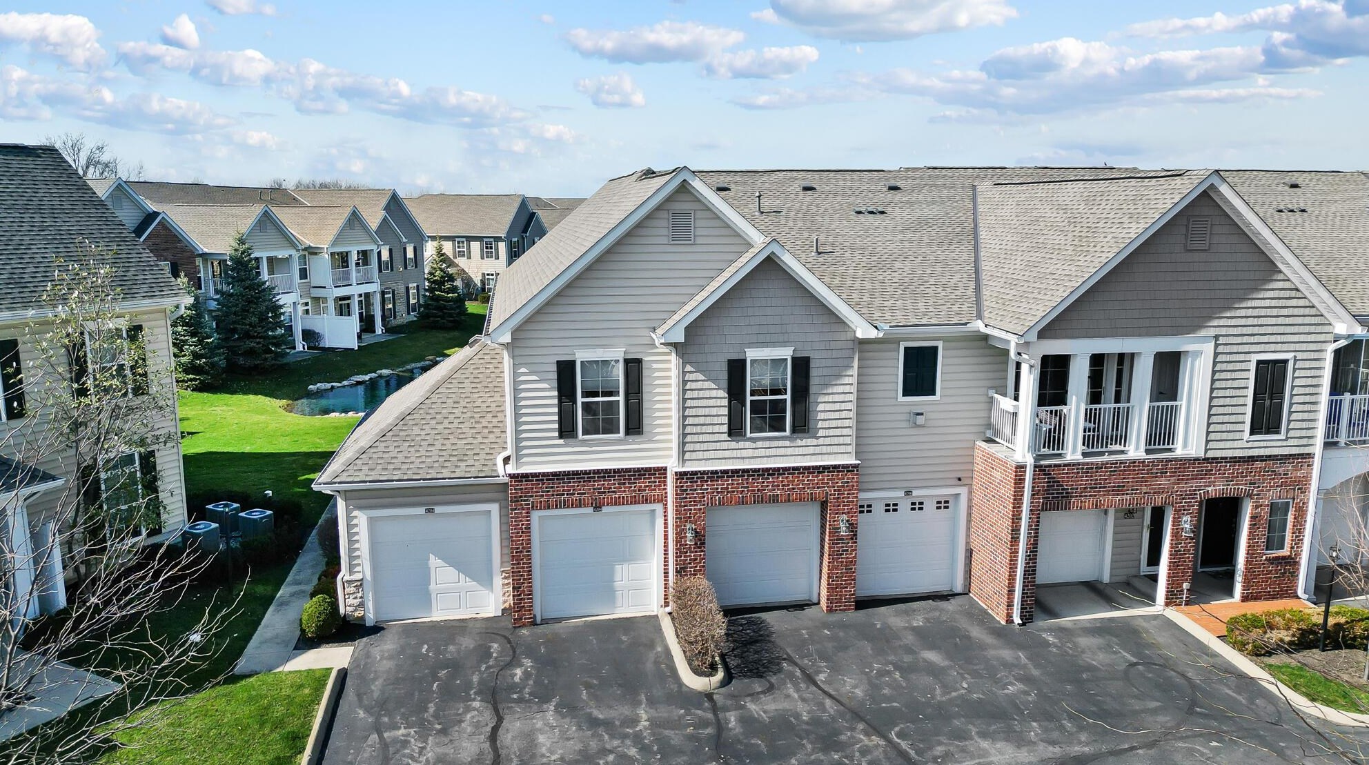 4204 Bradhurst Dr, Dublin, OH 43016-6165