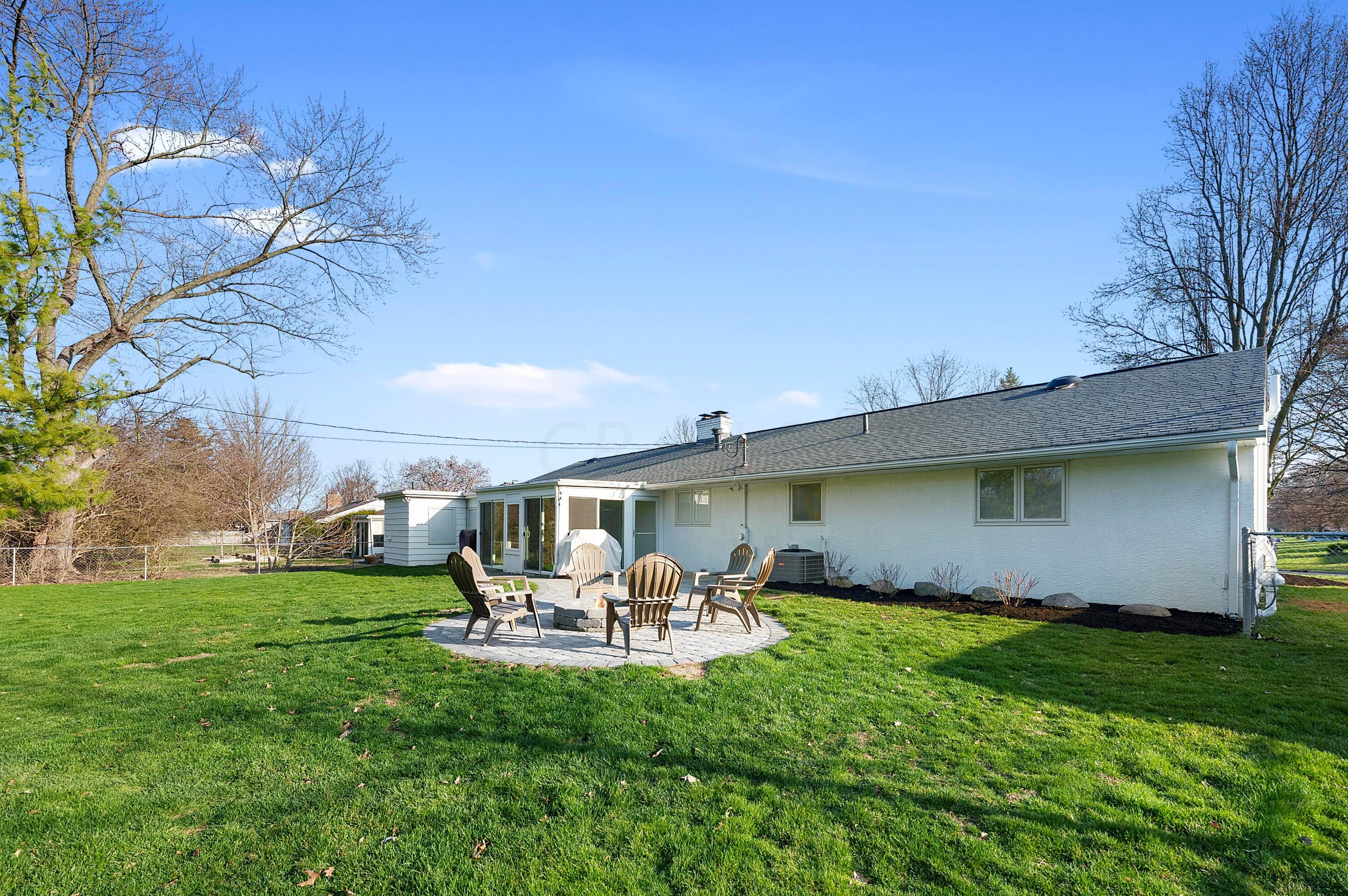 1428 Trentwood Rd, Columbus OH  43221-2230 exterior