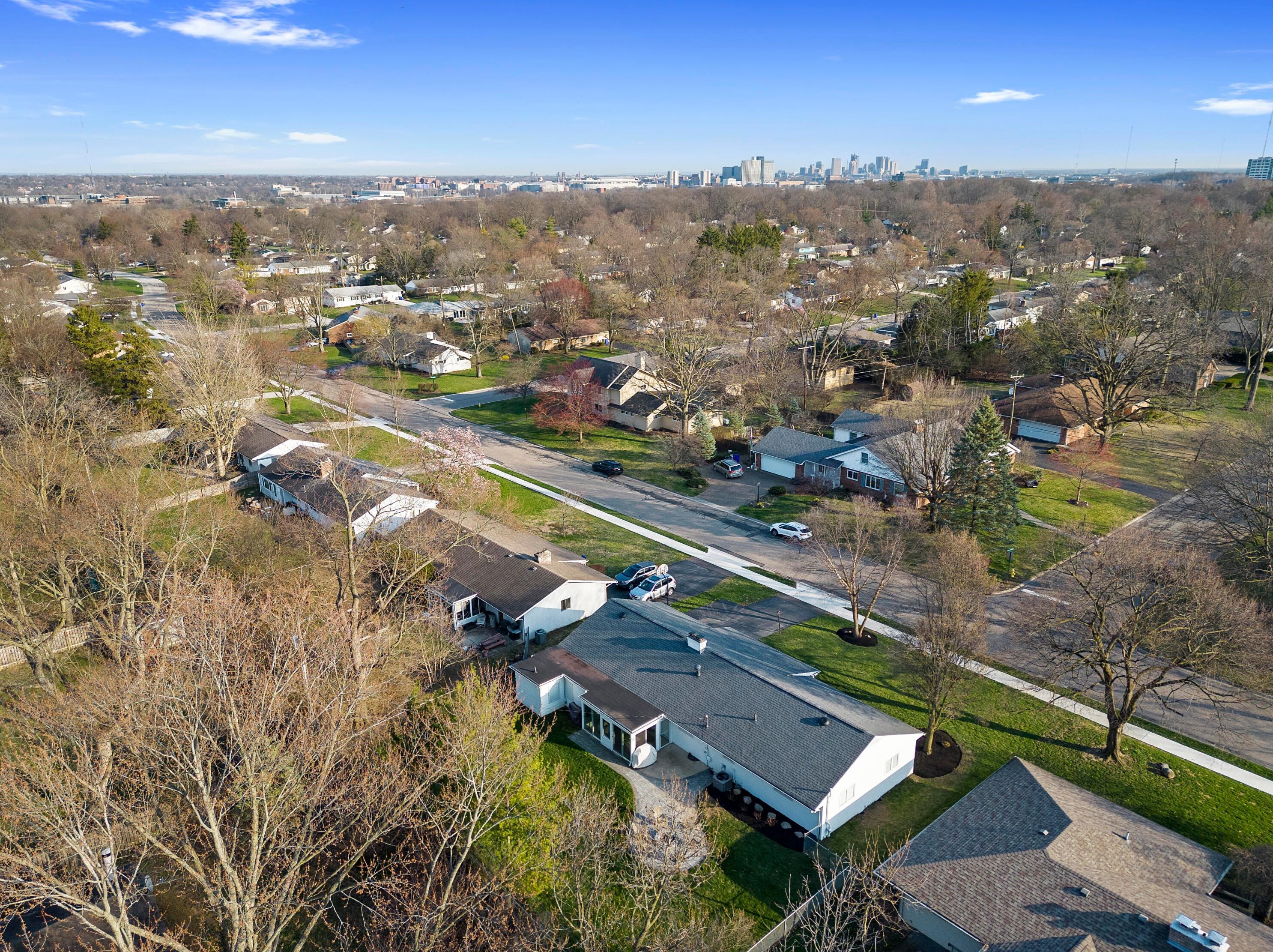 1428 Trentwood Rd, Columbus OH  43221-2230 exterior