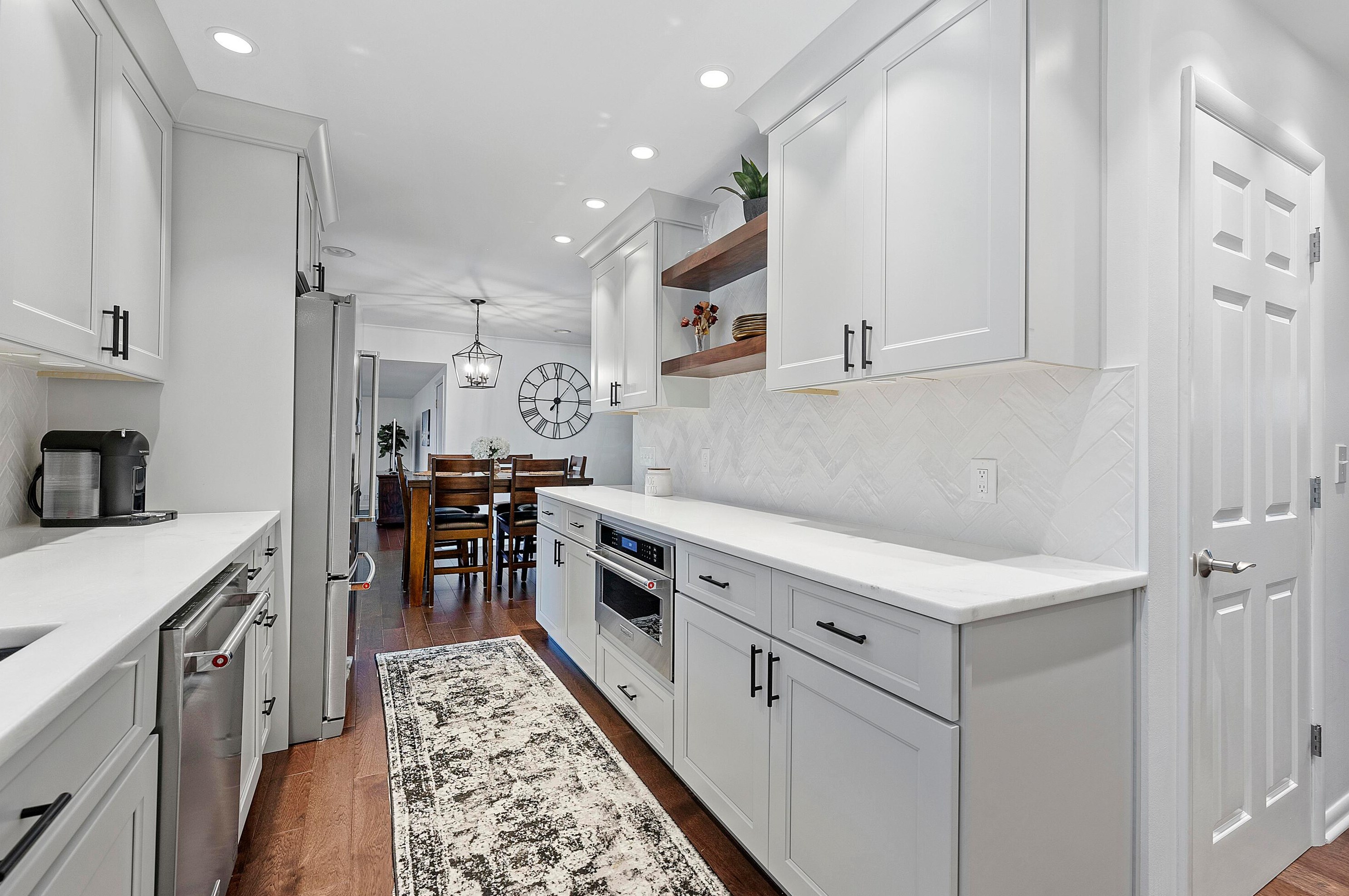 1428 Trentwood Rd, Columbus OH  43221-2230 exterior