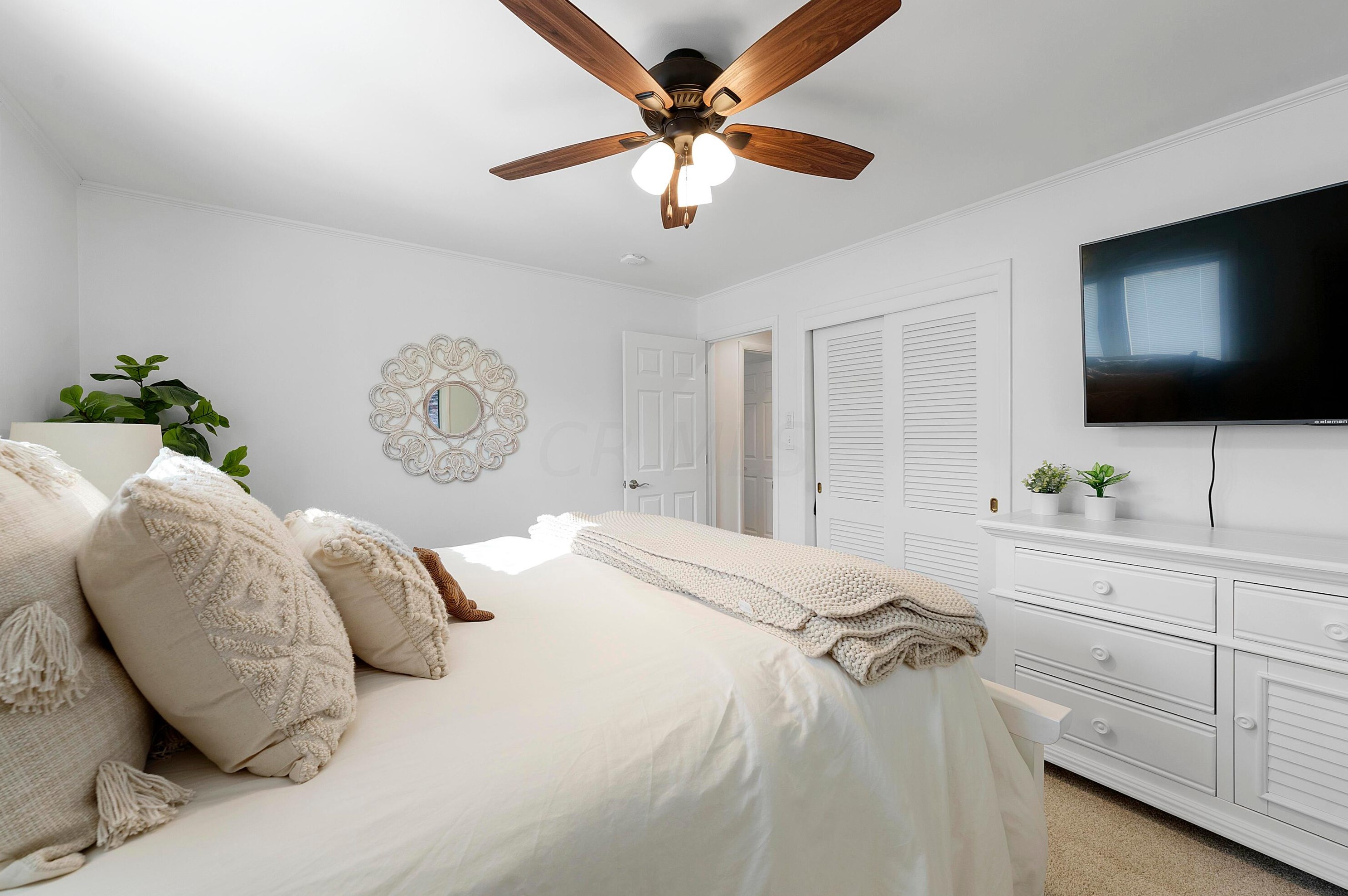 1428 Trentwood Rd, Columbus OH  43221-2230 exterior