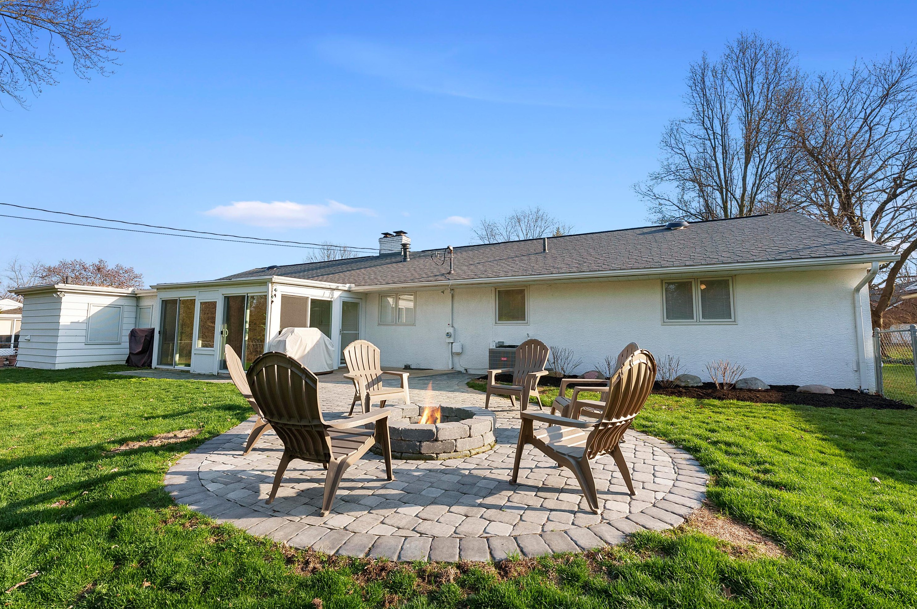 1428 Trentwood Rd, Columbus OH  43221-2230 exterior