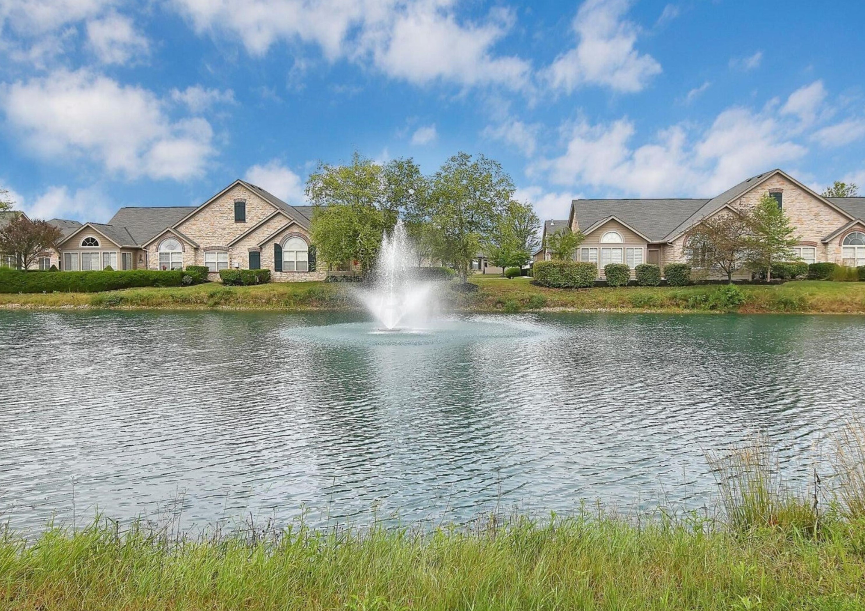 6678 Lakeview Cir #6678, Cnl Wnchstr, OH 43110