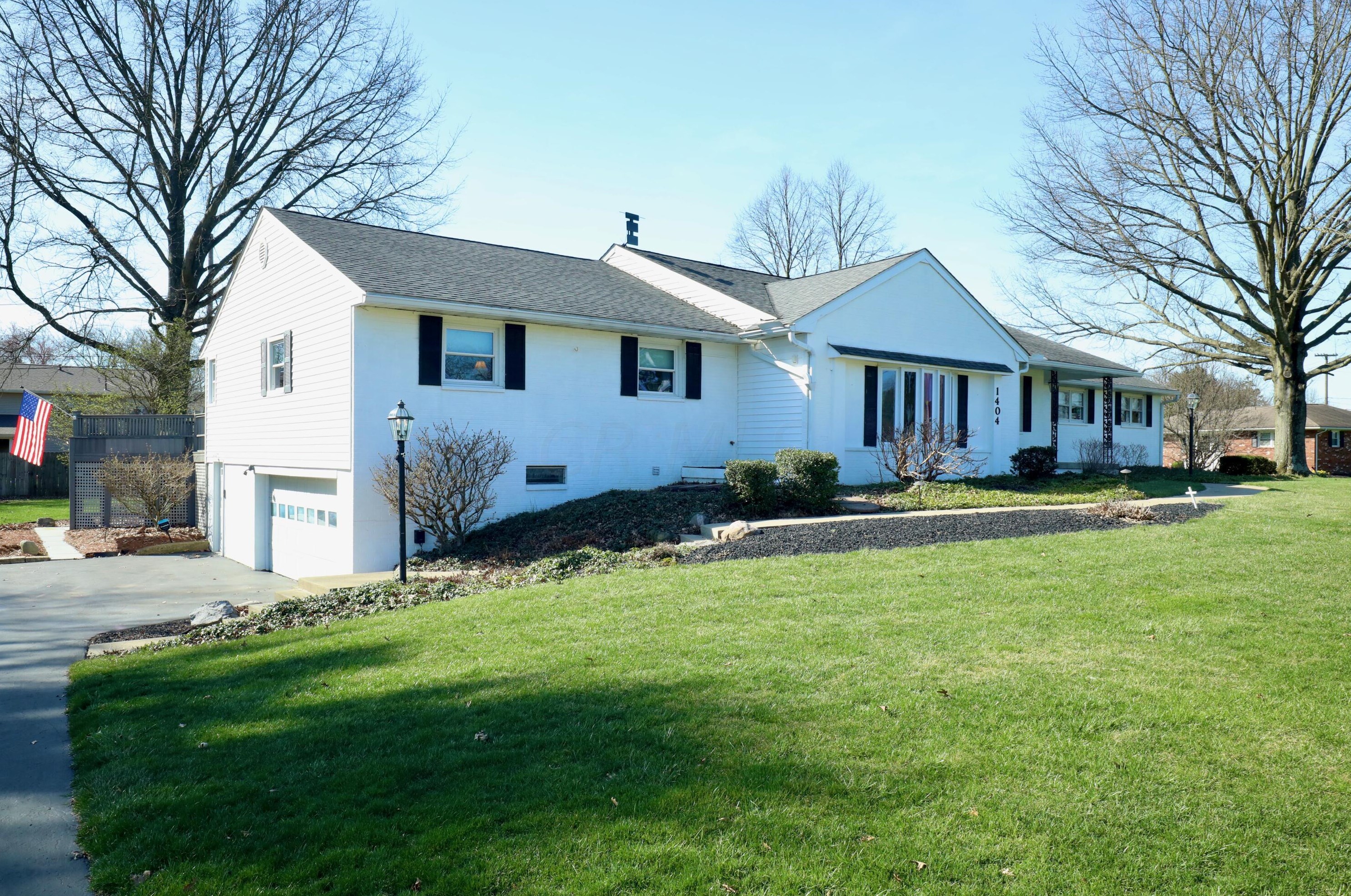 1404 Wheeling Rd, Lancaster, OH 43130-8787