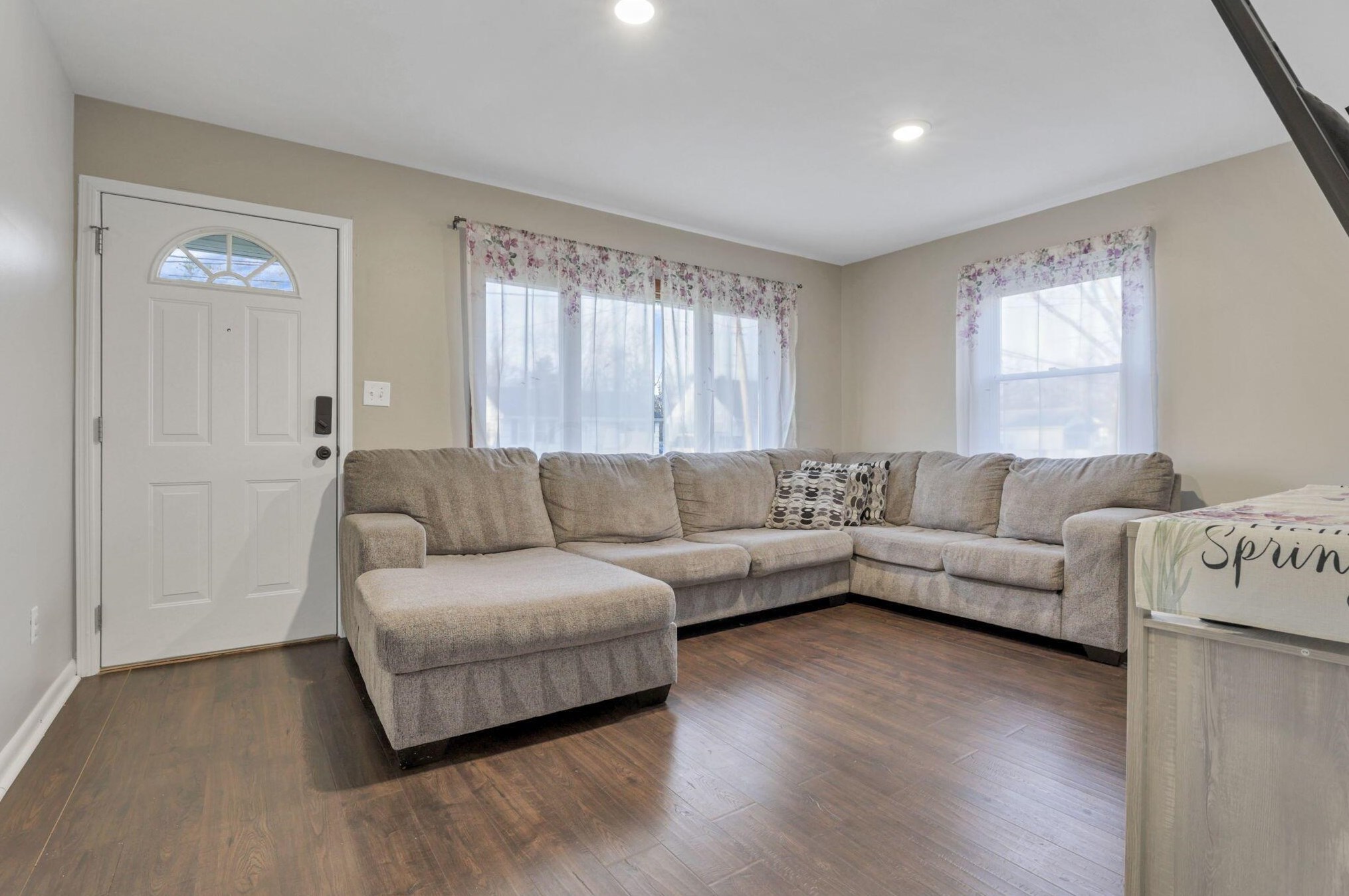 3744 Doney St, Columbus OH  43213-1717 exterior