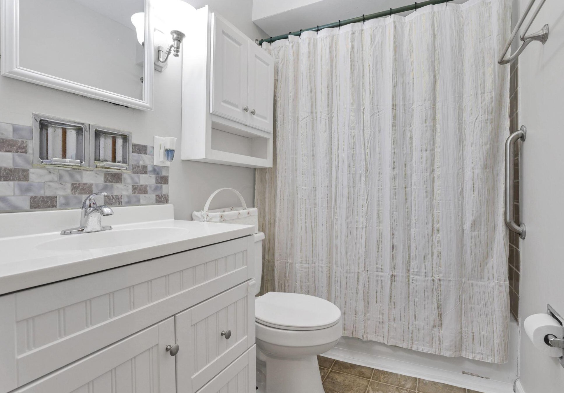 3744 Doney St, Columbus OH  43213-1717 exterior