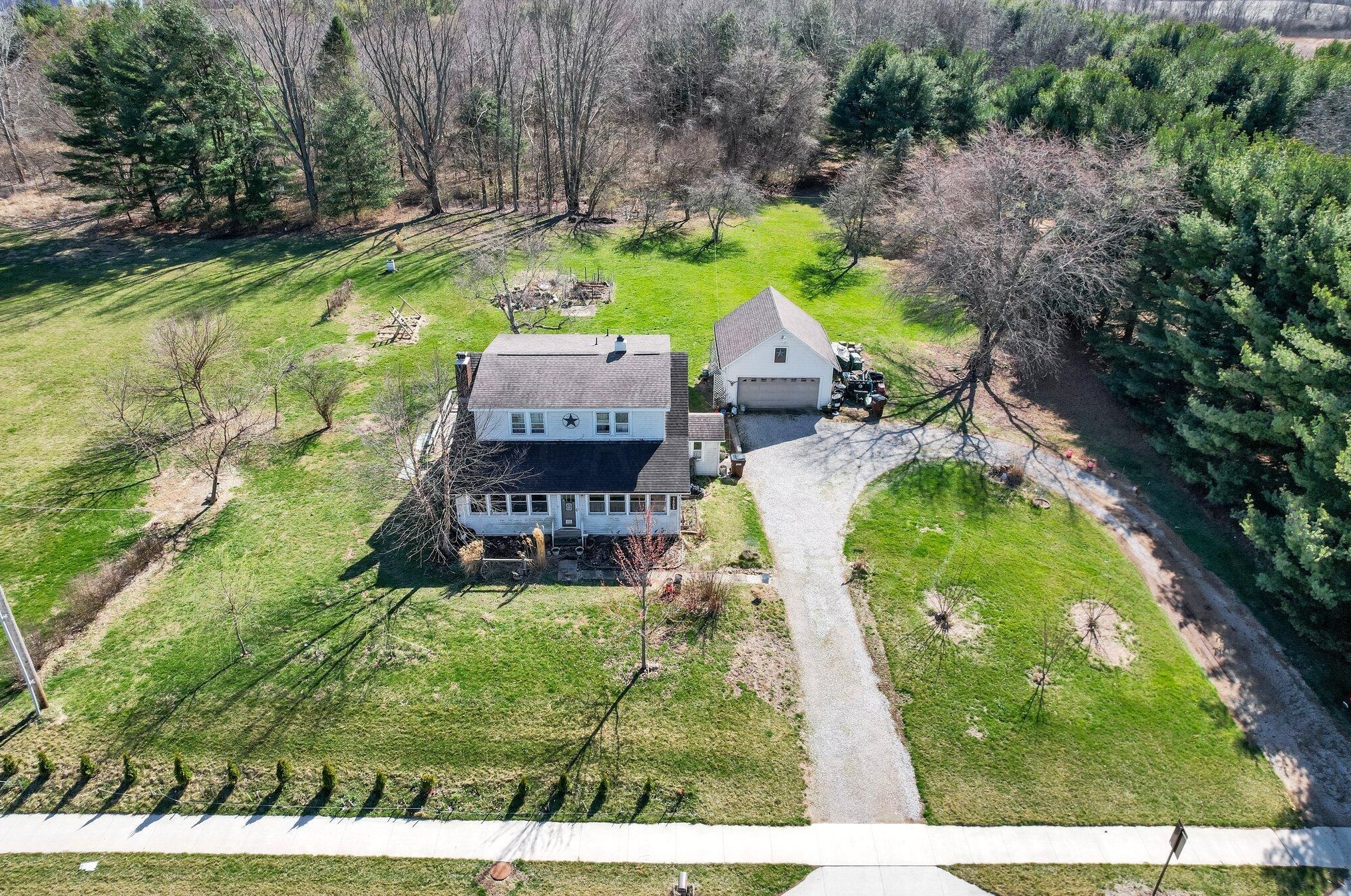 1505 Refugee Rd, Pickerington, OH 43147-9507