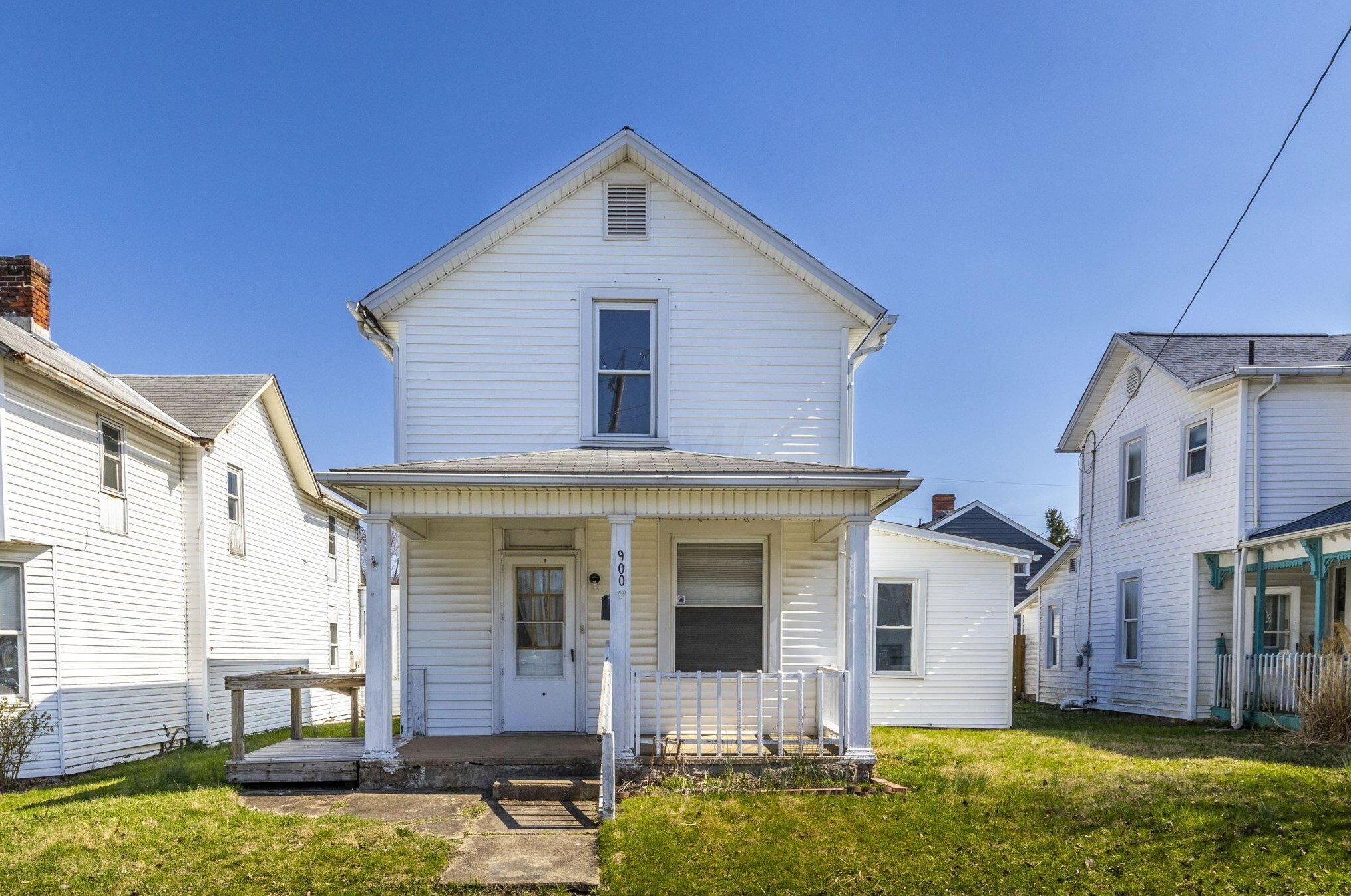 900 Broad St, Lancaster OH  43130-4624 exterior