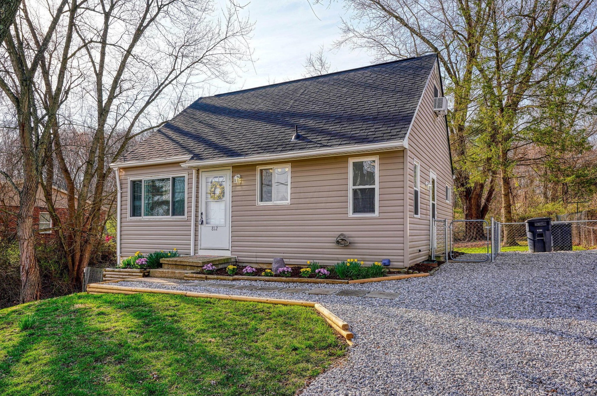 812 Spring St, Lancaster OH  43130-4753 exterior