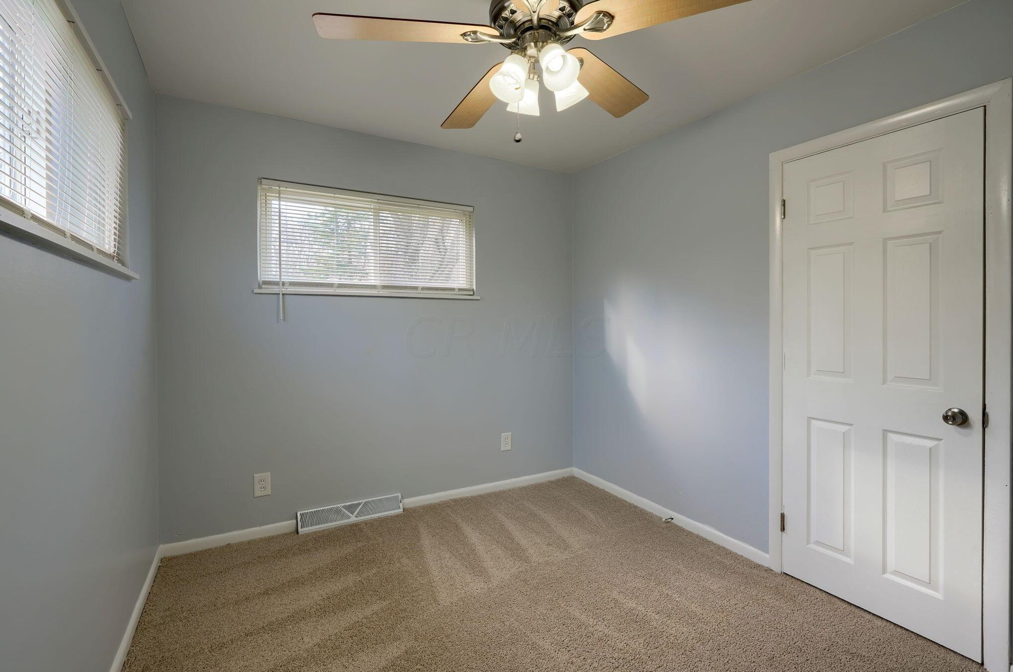 812 Spring St, Lancaster OH  43130-4753 exterior