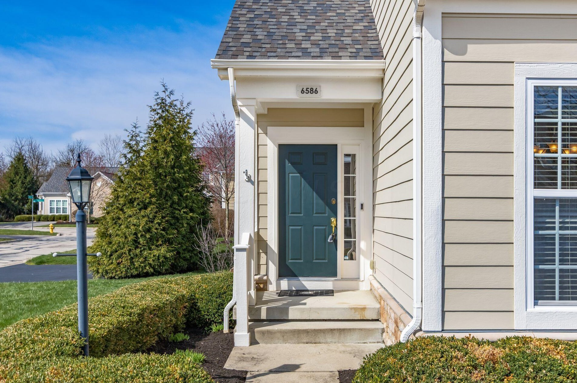 6586 Wensley Ct, Westerville, OH 43082-7190