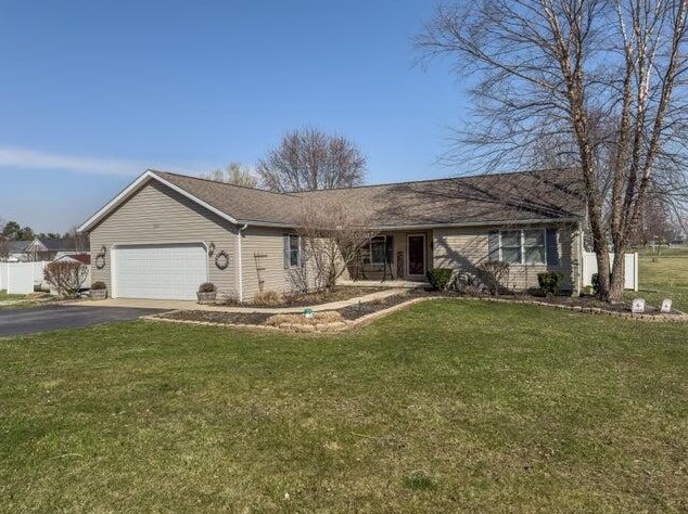 2094 Jadora Dr, Urbana, OH 43078
