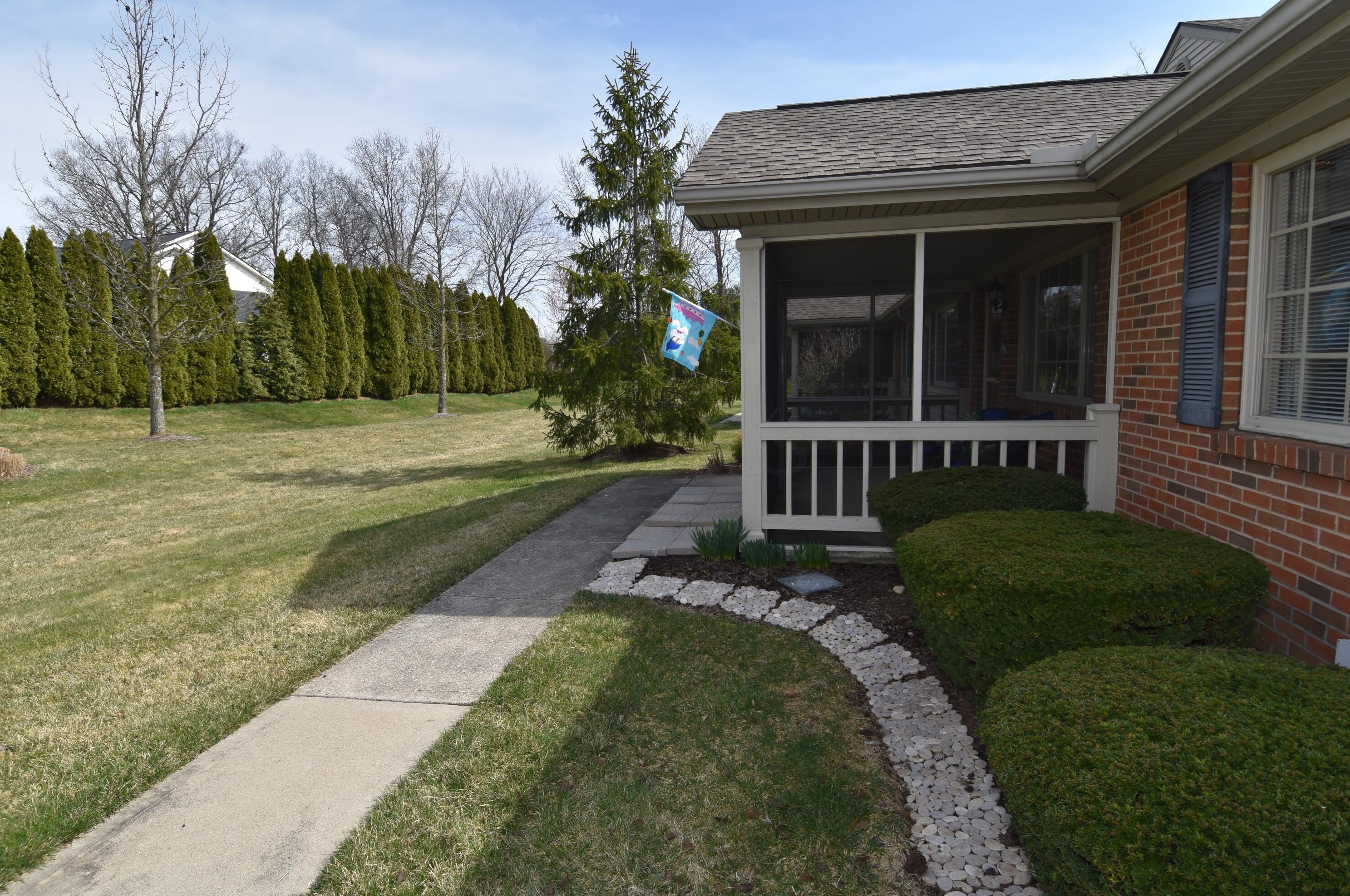 312 Virginia Ct, Pataskala, OH 43062