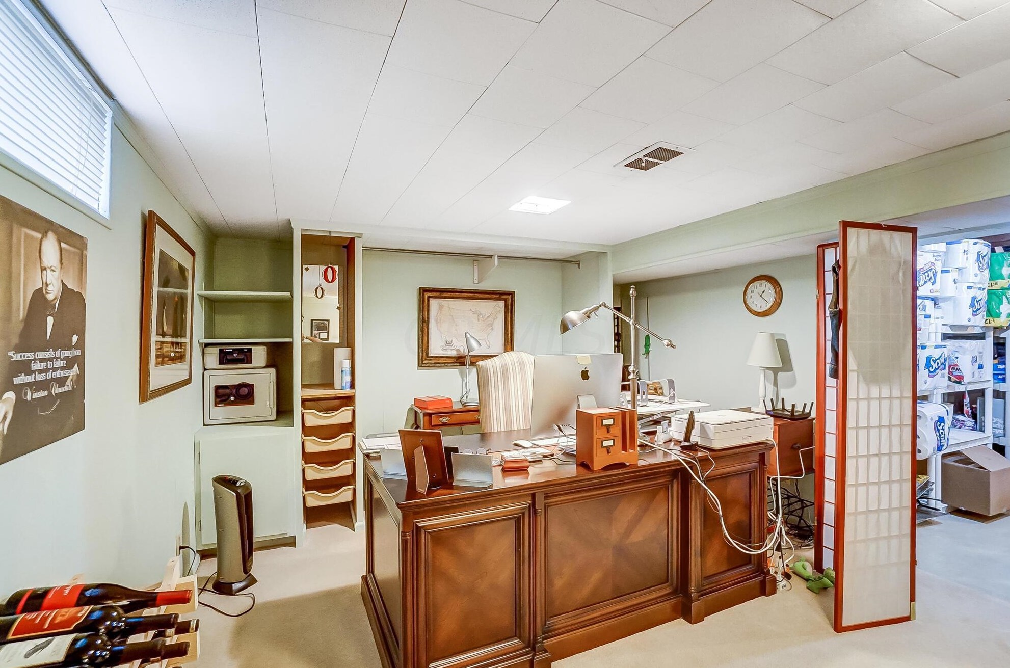 1385 Fountaine Dr, Columbus OH 43221-1523 exterior