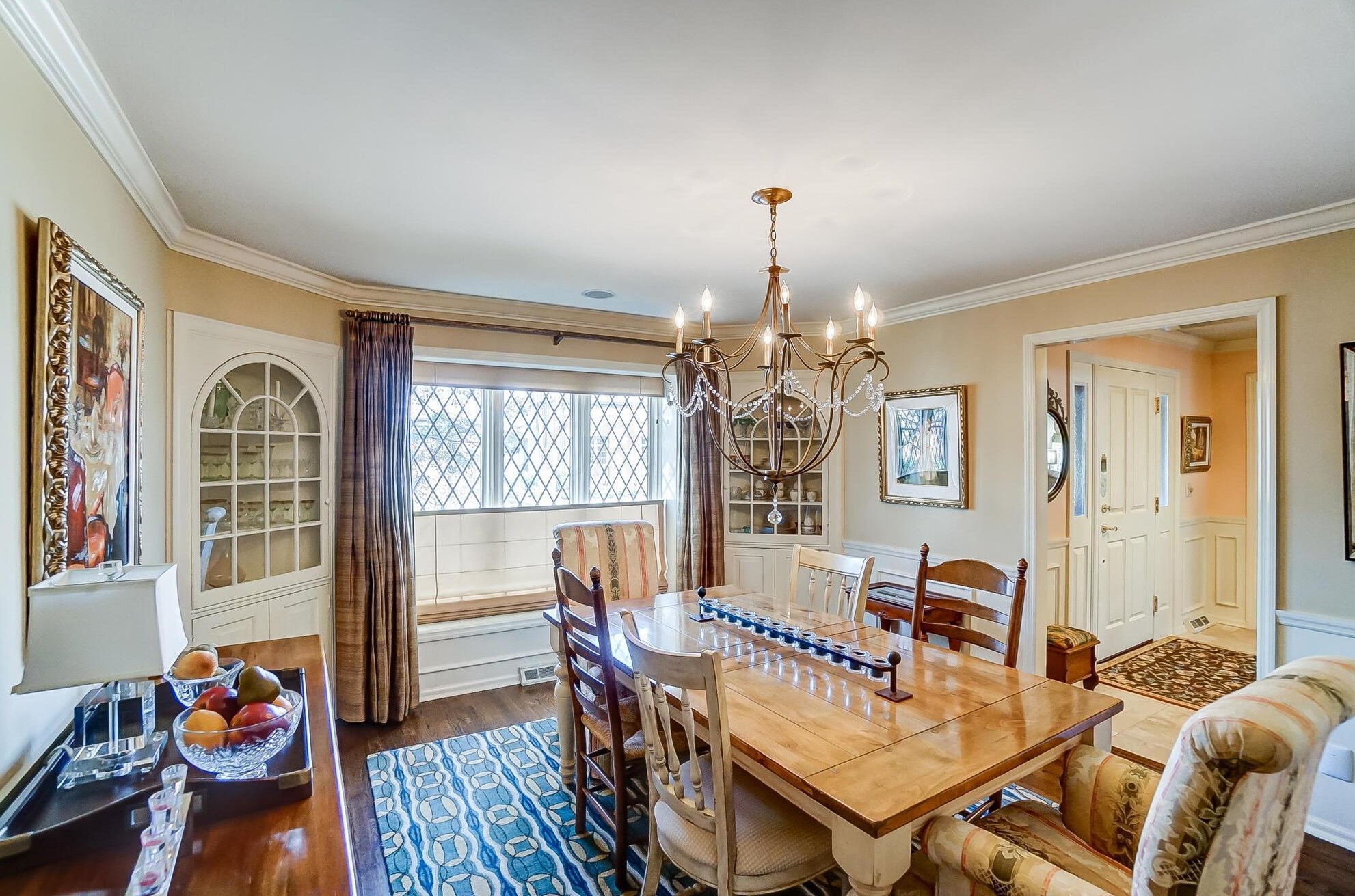 1385 Fountaine Dr, Columbus OH 43221-1523 exterior