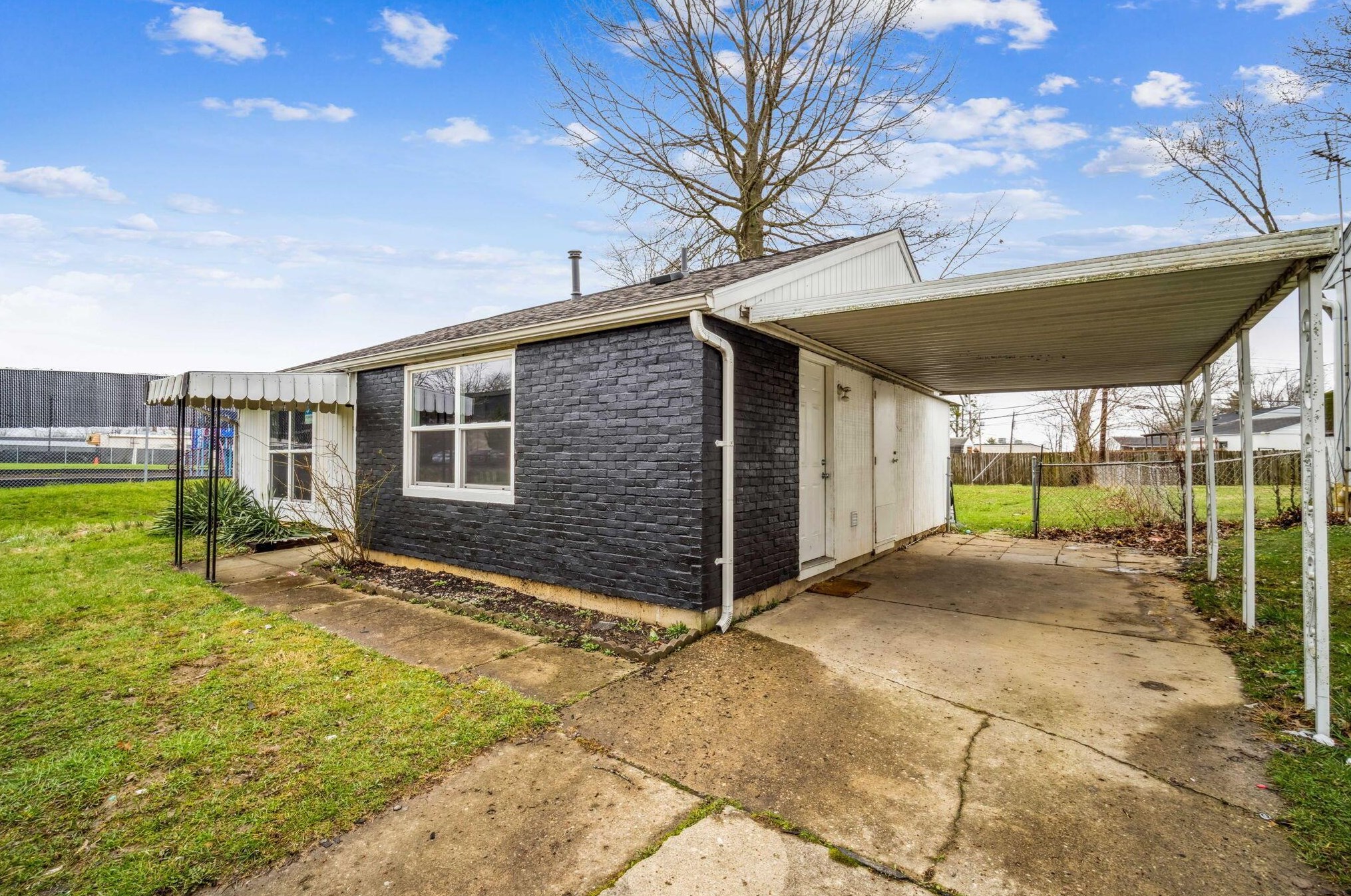 4302 Chesford Rd, Columbus, OH 43224