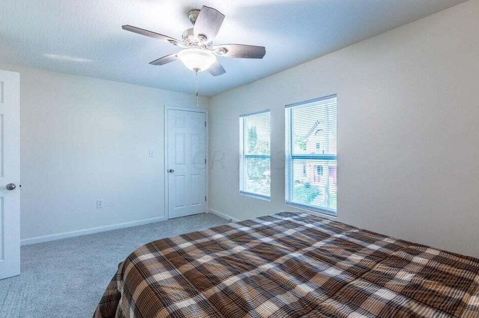 324 Ogden Ave, Columbus OH  43204-3147 exterior