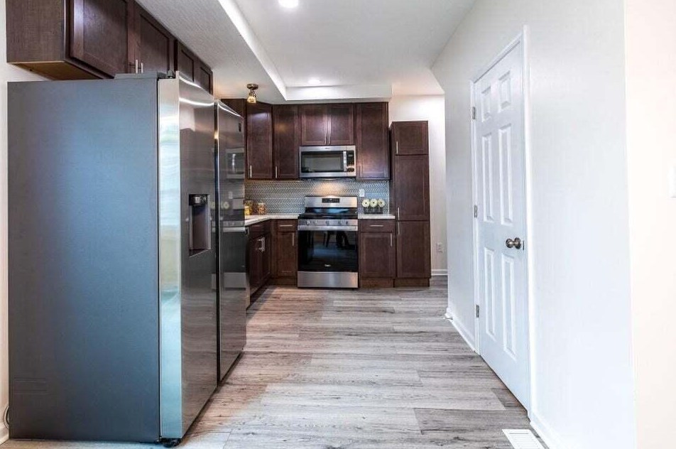 324 Ogden Ave, Columbus OH  43204-3147 exterior