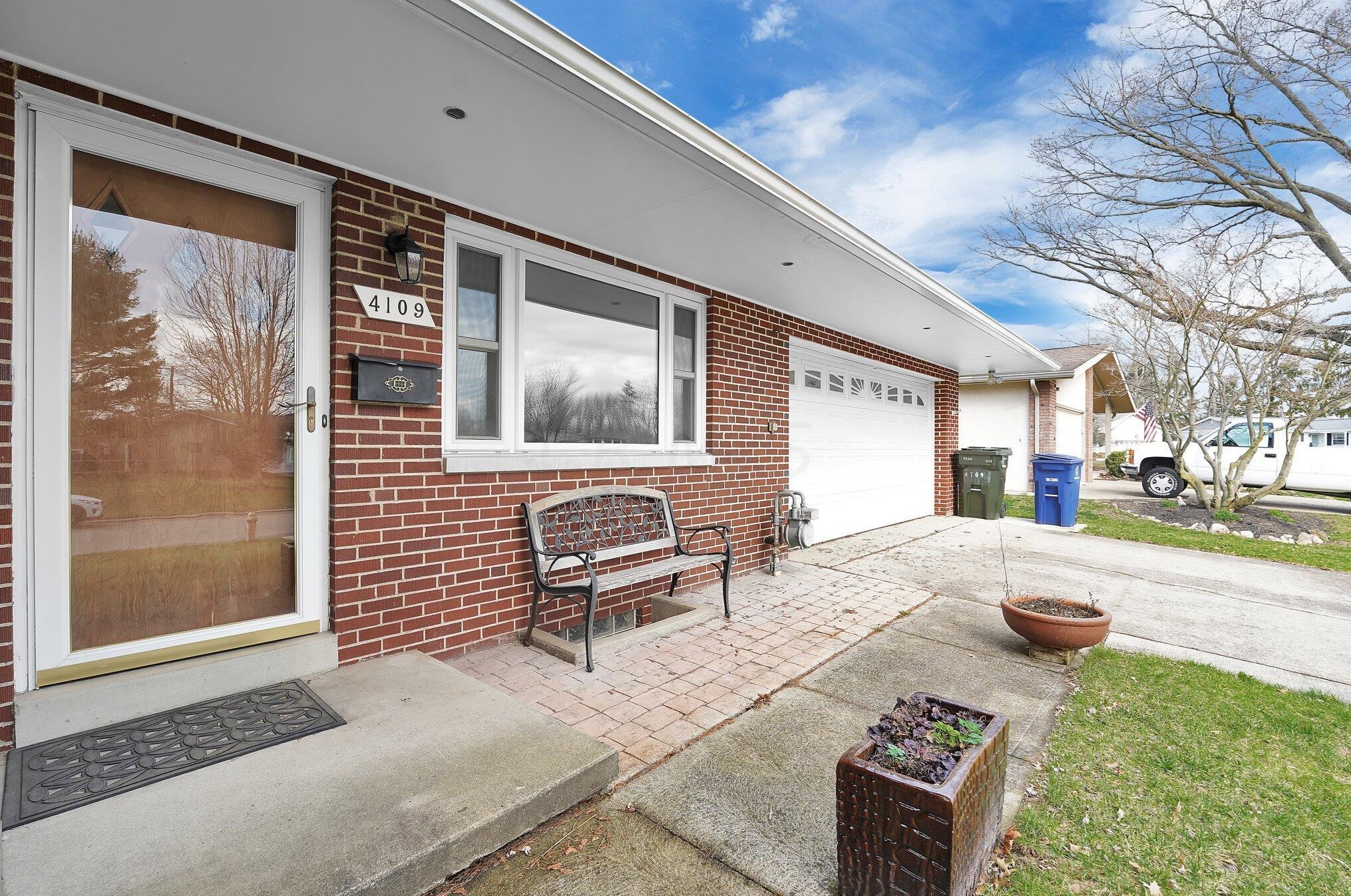 4109 Pegg Ave, Columbus, OH 43214
