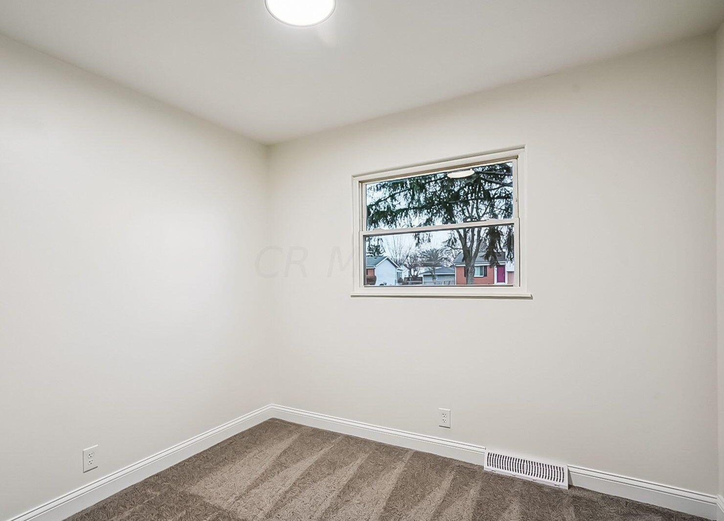 3157 Fairwood Ave, Columbus OH  43207-3250 exterior