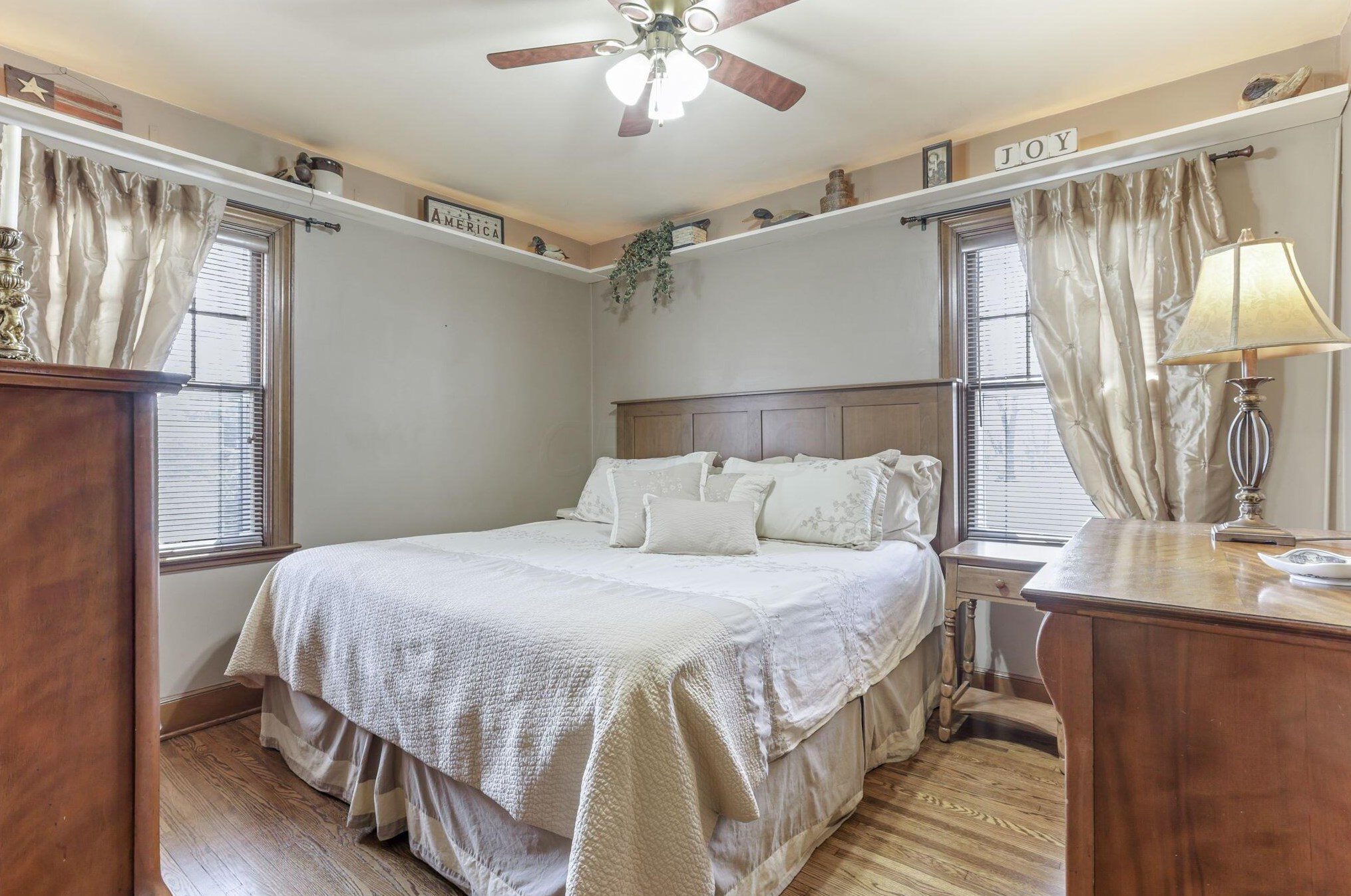 141 Park Rd, Columbus OH 43235-6429 exterior