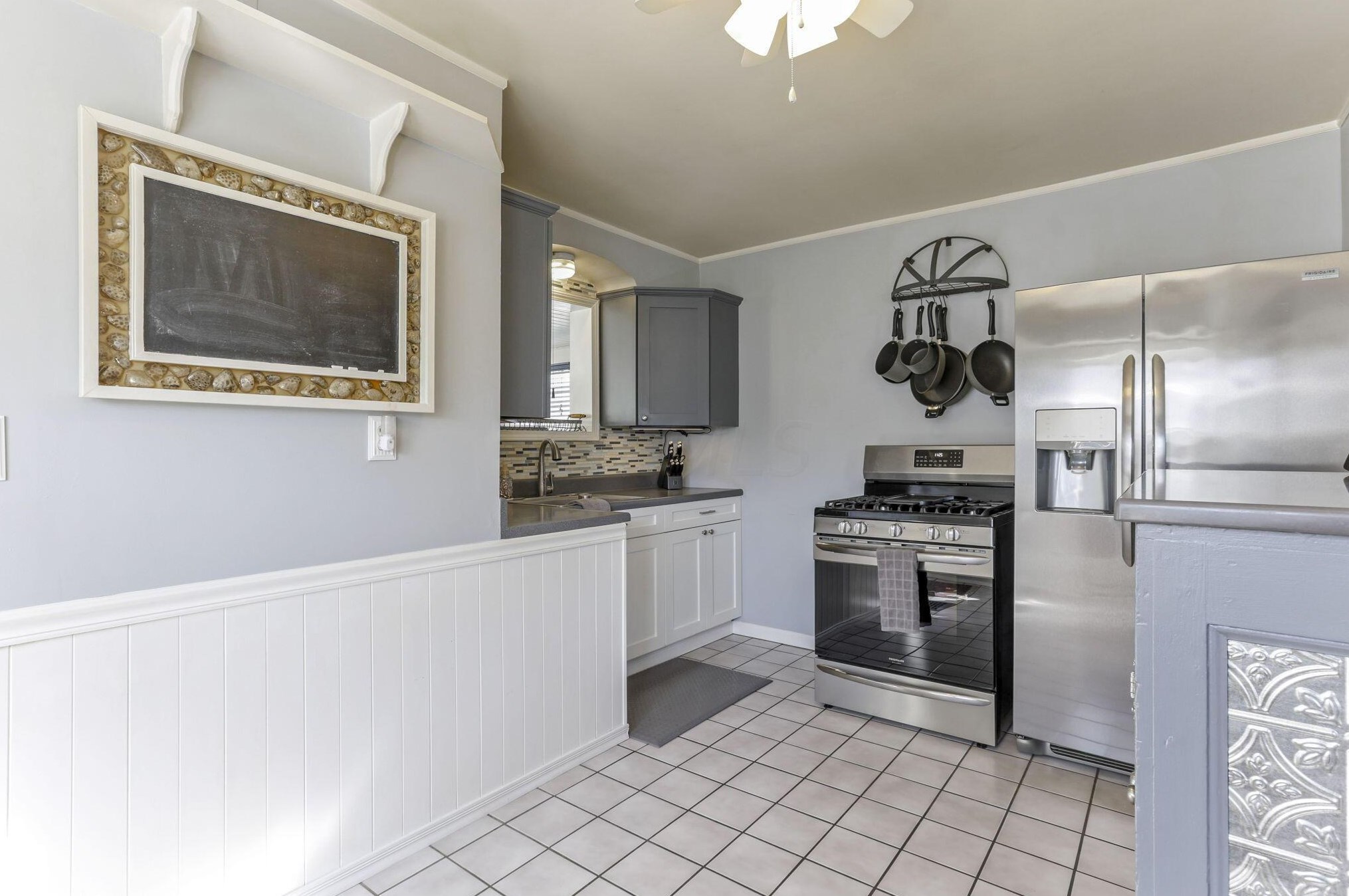 141 Park Rd, Columbus OH 43235-6429 exterior