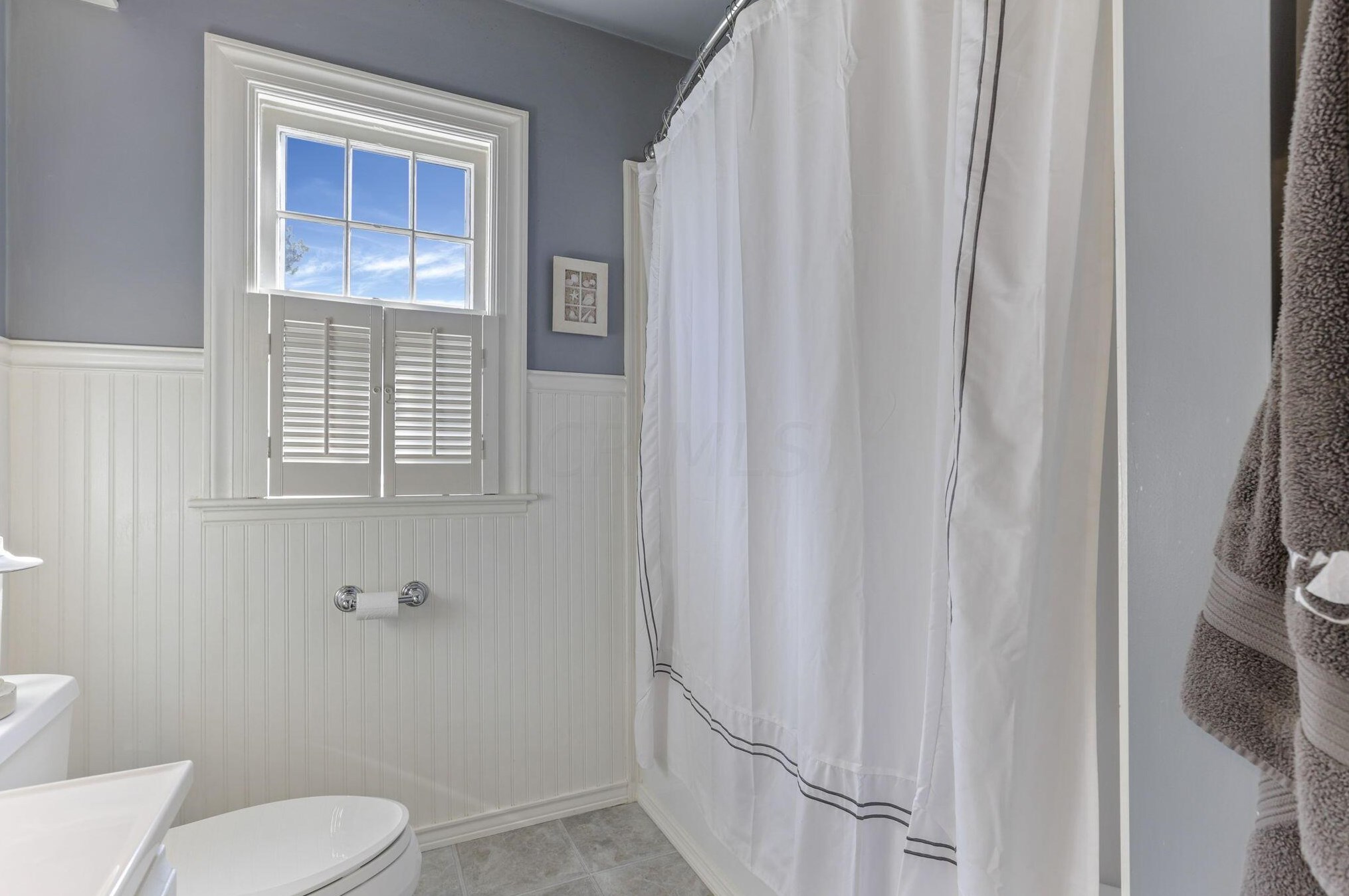 141 Park Rd, Columbus OH 43235-6429 exterior