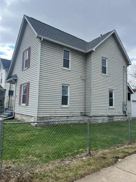 161 Lincoln Ave, Marion, OH 43302-3227